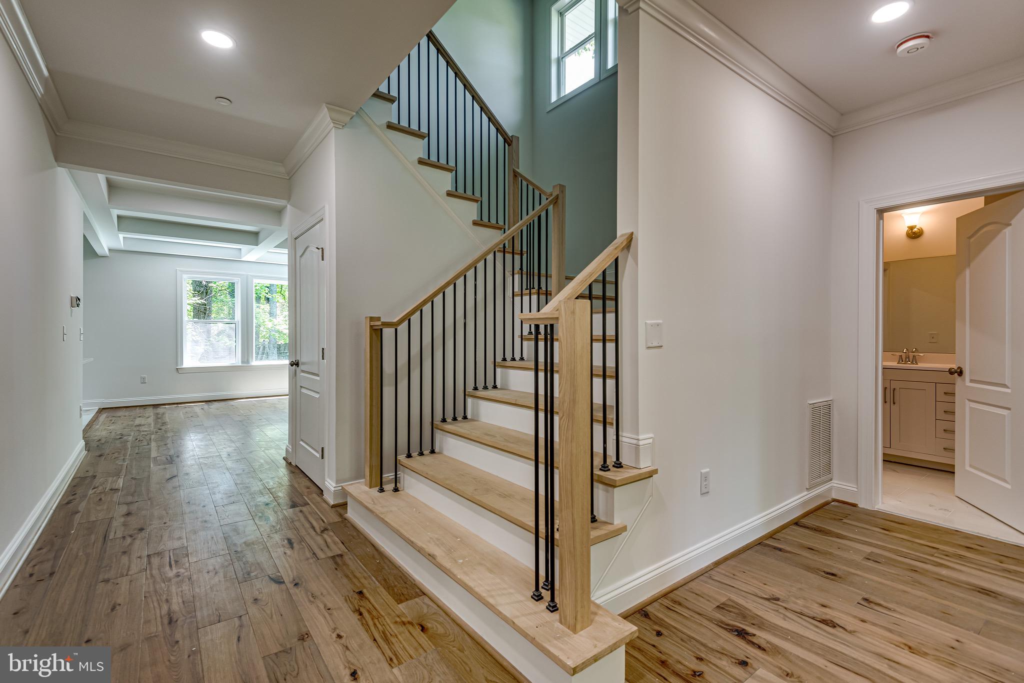 OYSTER HARBOR - Residential