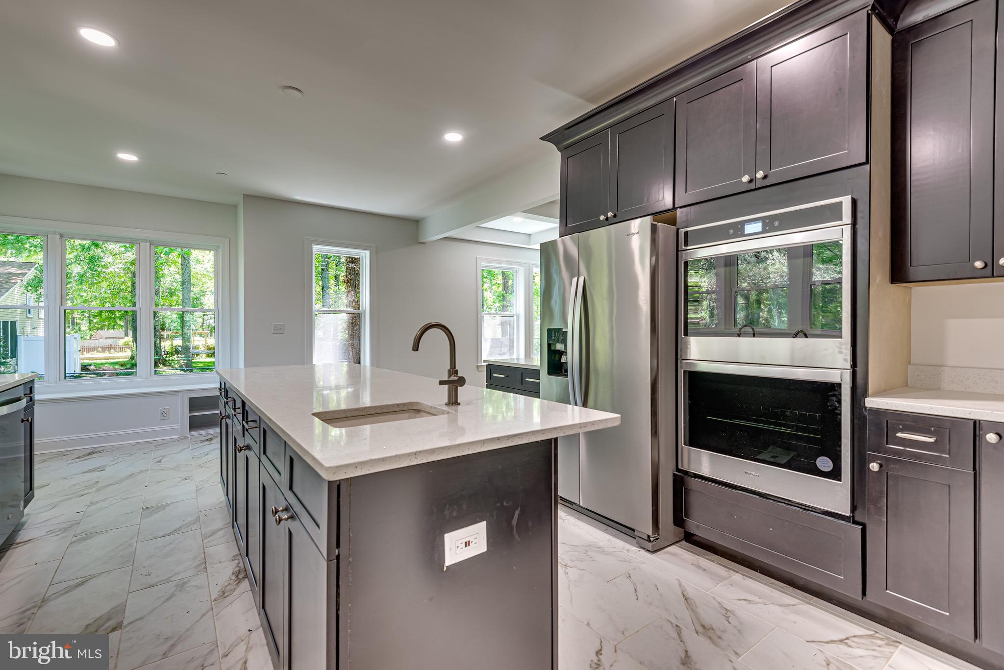 OYSTER HARBOR - Residential