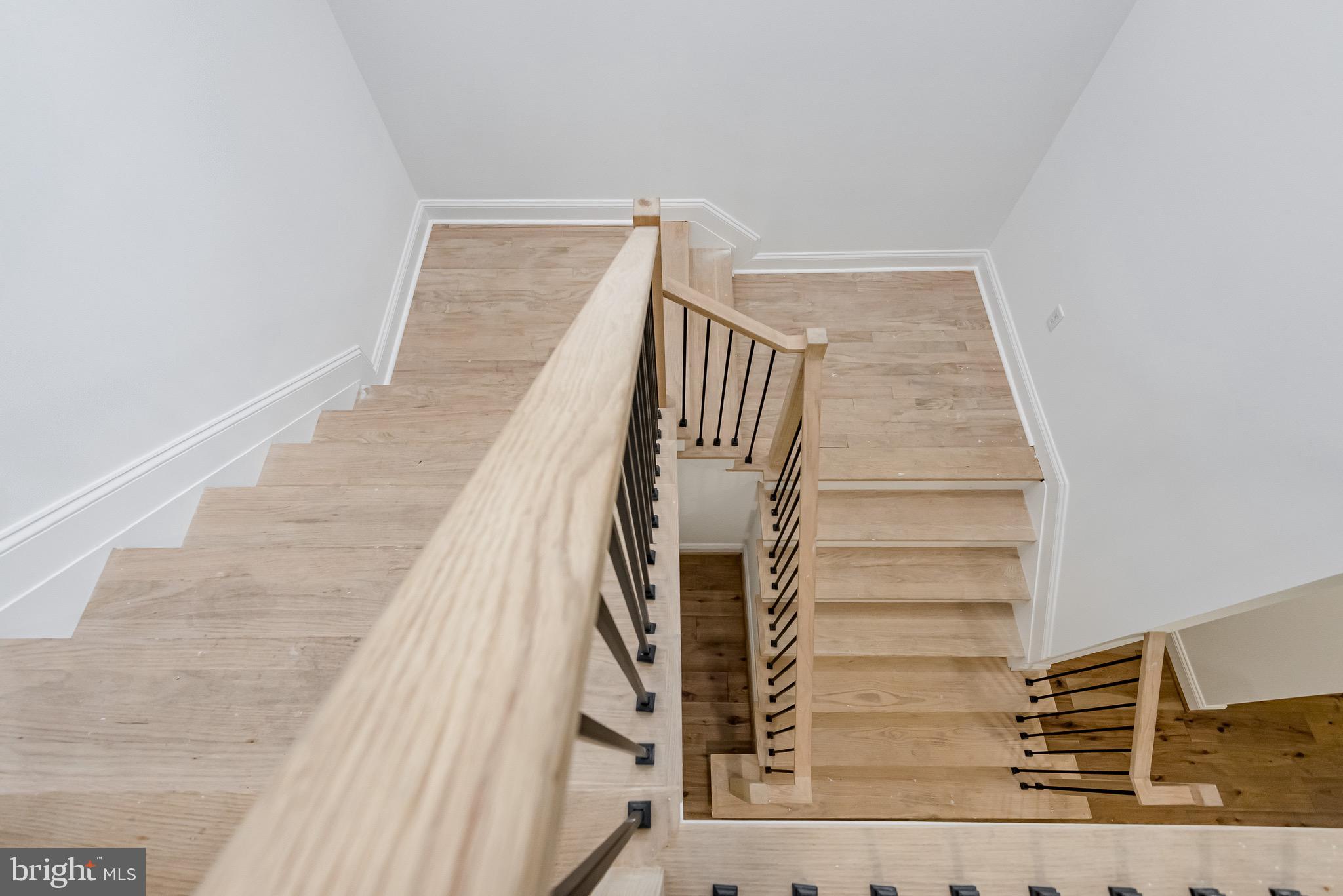 OYSTER HARBOR - Residential