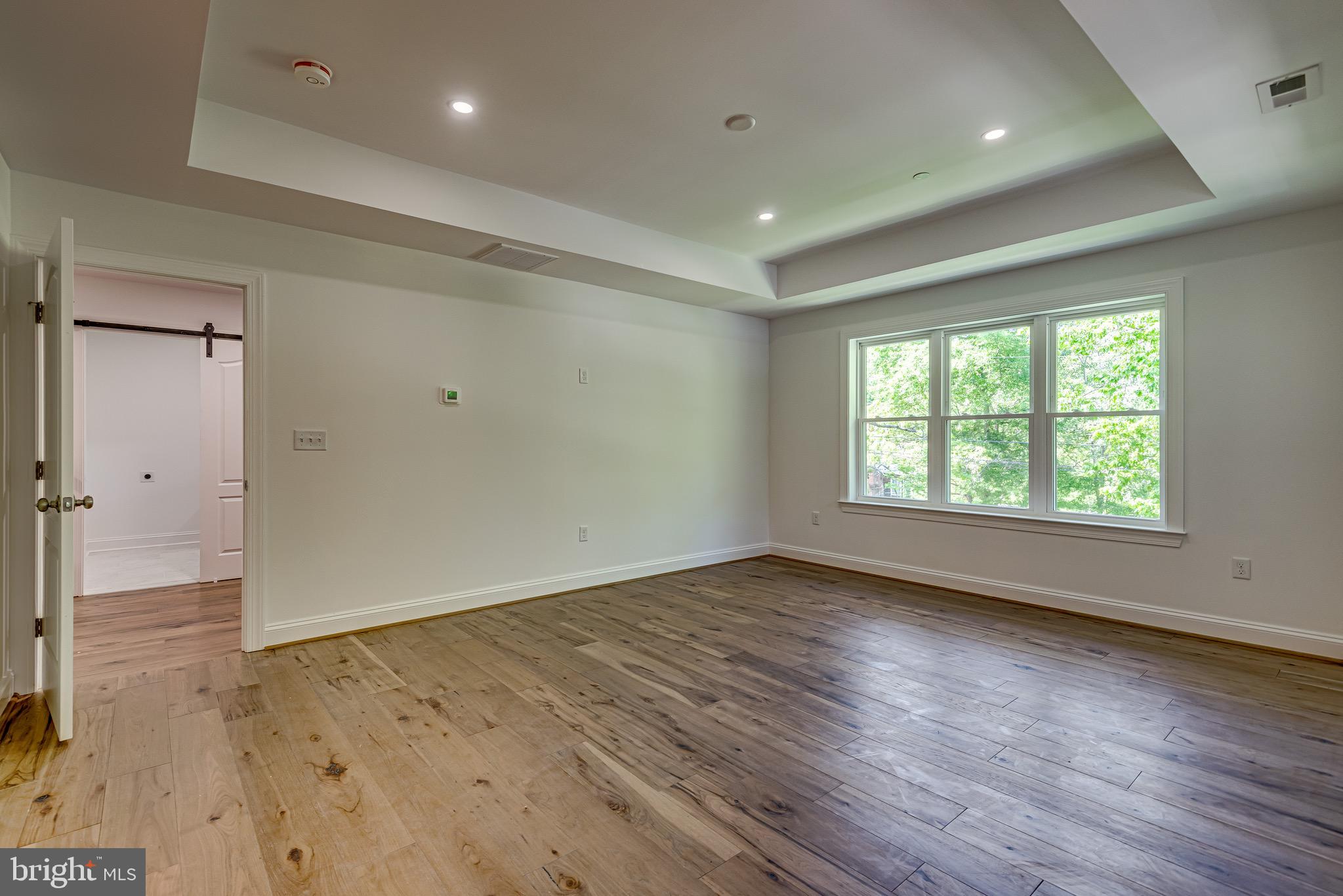 OYSTER HARBOR - Residential