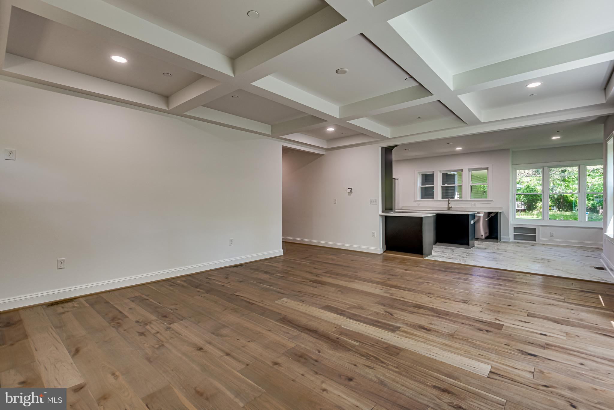 OYSTER HARBOR - Residential