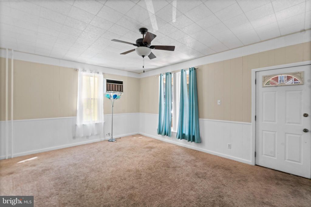 Photo of 124 Washington Avenue, EPHRATA, PA 17522 (MLS # PALA2076168)