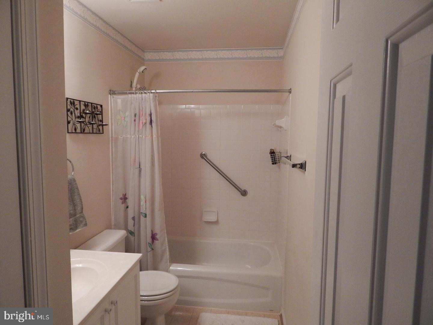 CLOPPER HILLS - Residential Lease