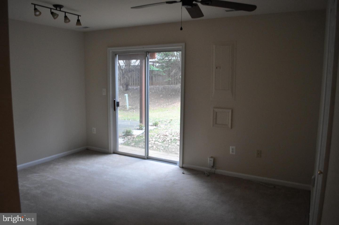 CLOPPER HILLS - Residential Lease