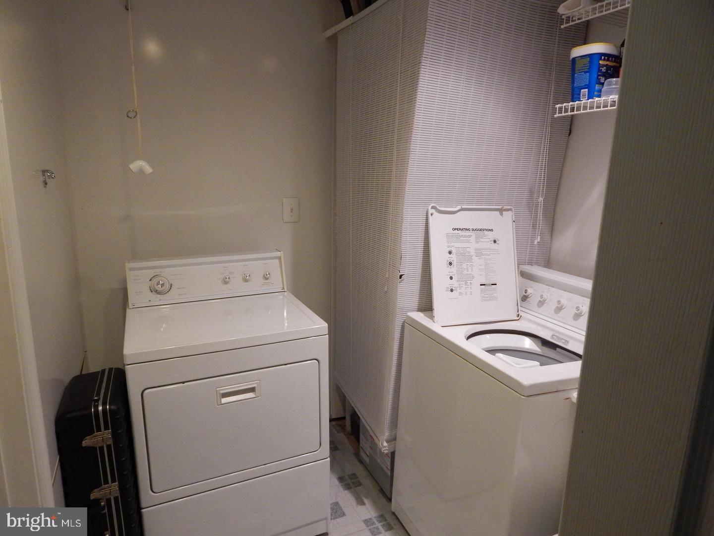 CLOPPER HILLS - Residential Lease