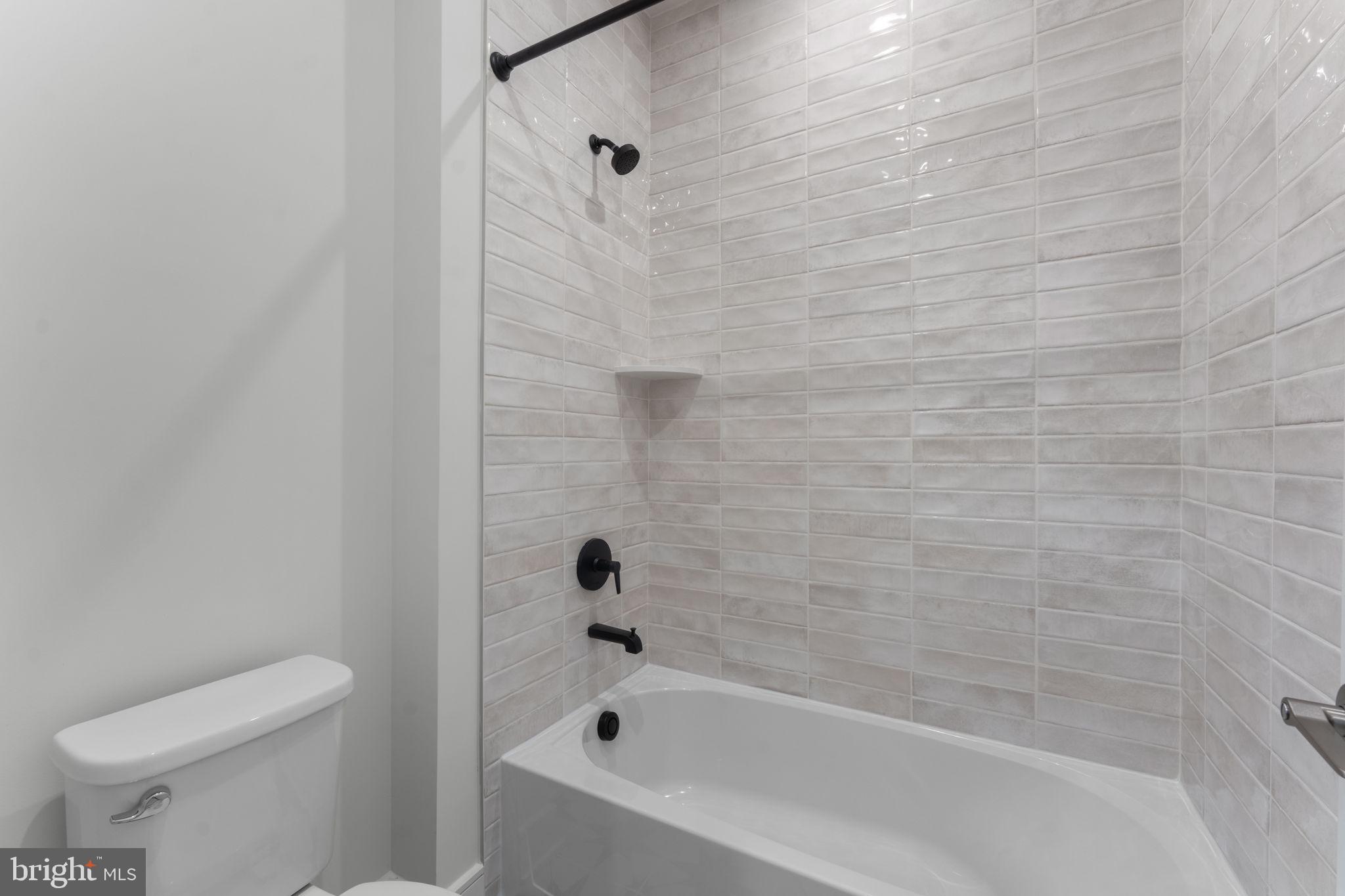 GLENMORE FARM - Residential