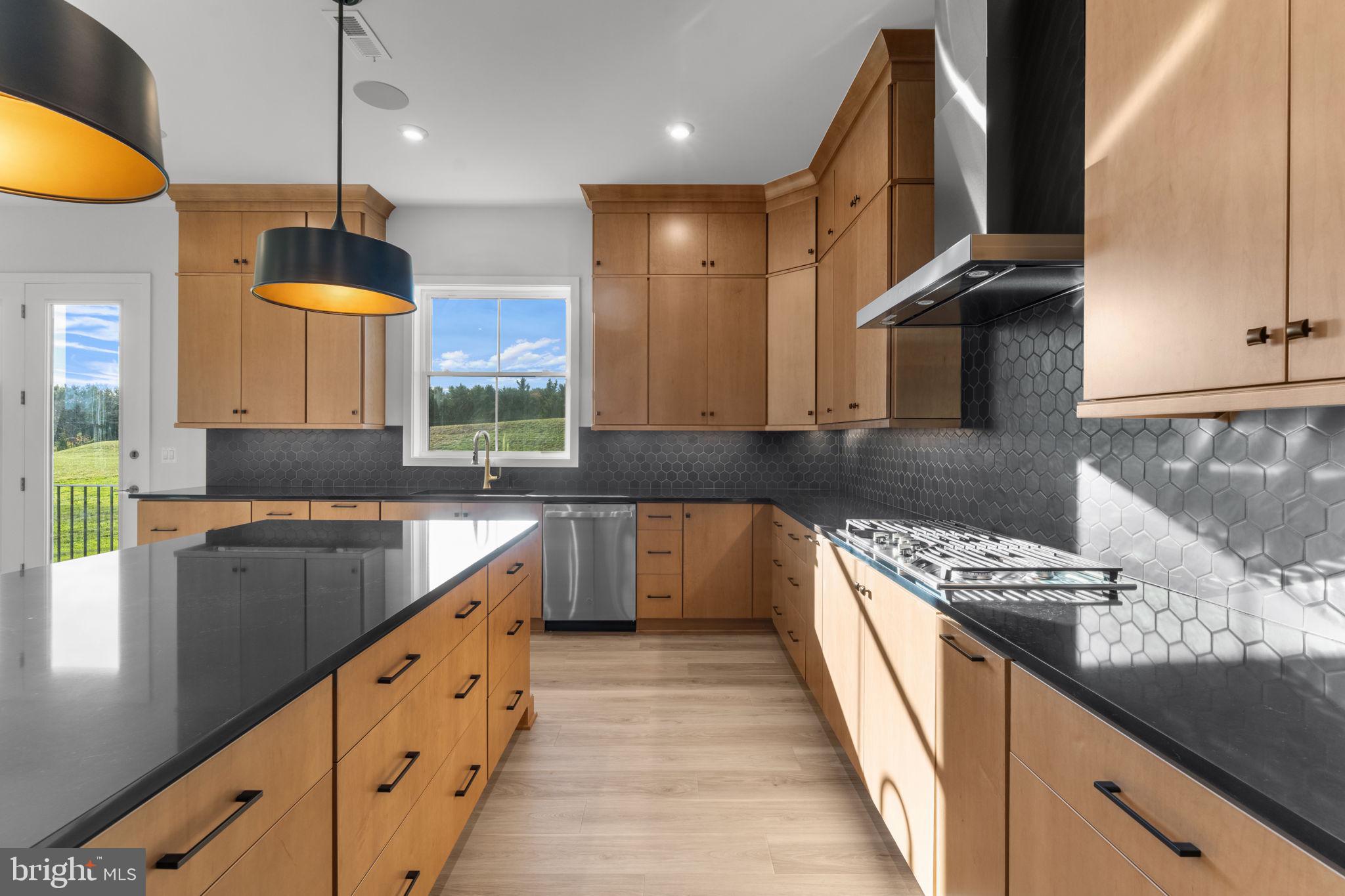 GLENMORE FARM - Residential