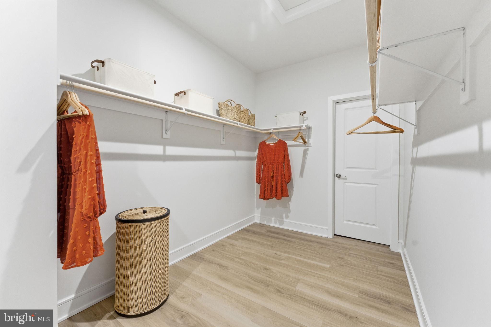 GLENMORE FARM - Residential