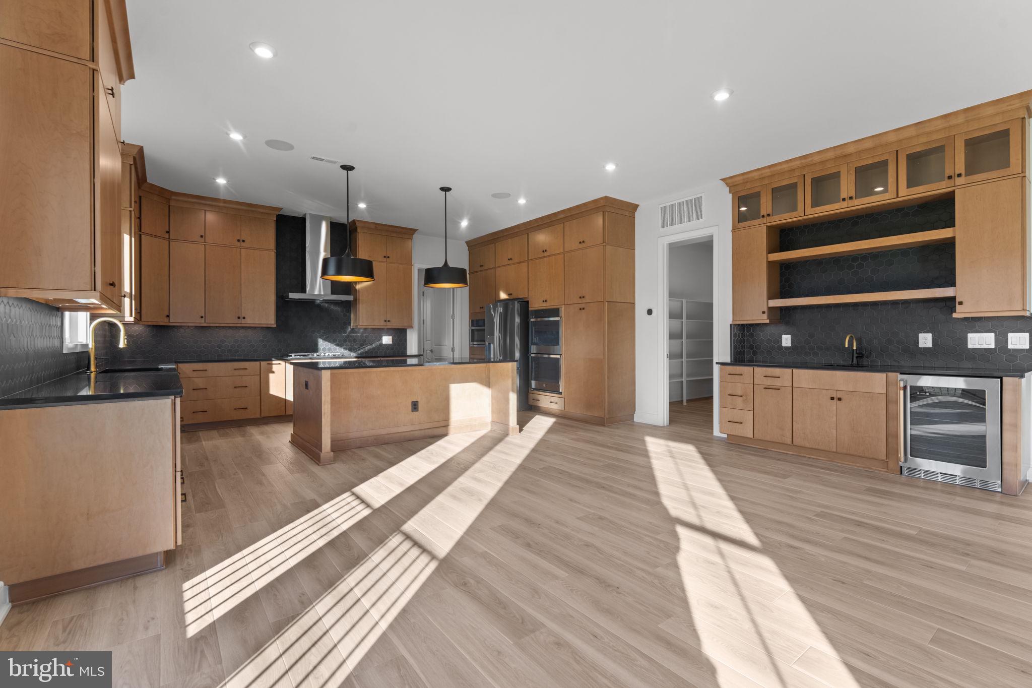 GLENMORE FARM - Residential