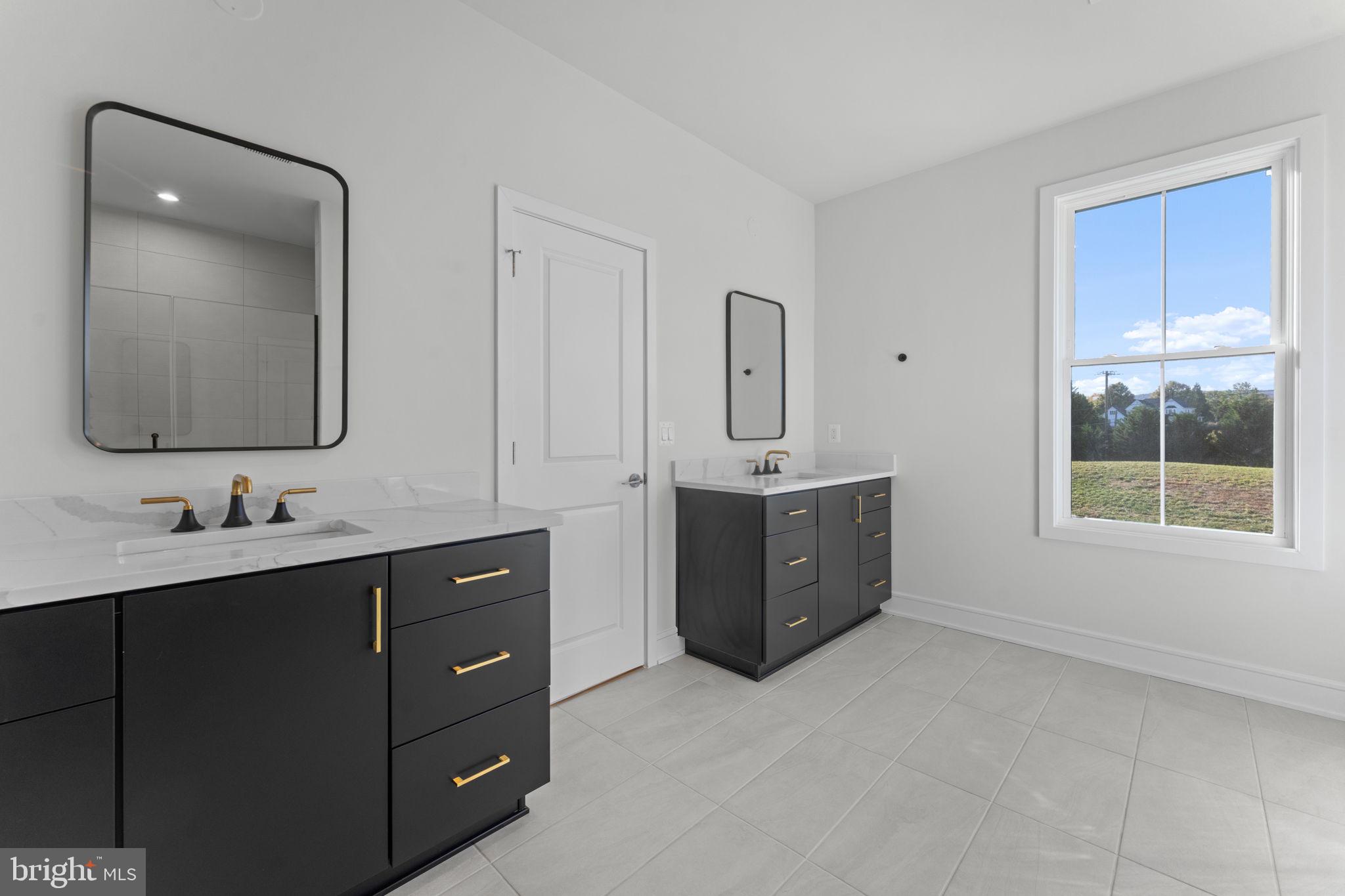 GLENMORE FARM - Residential