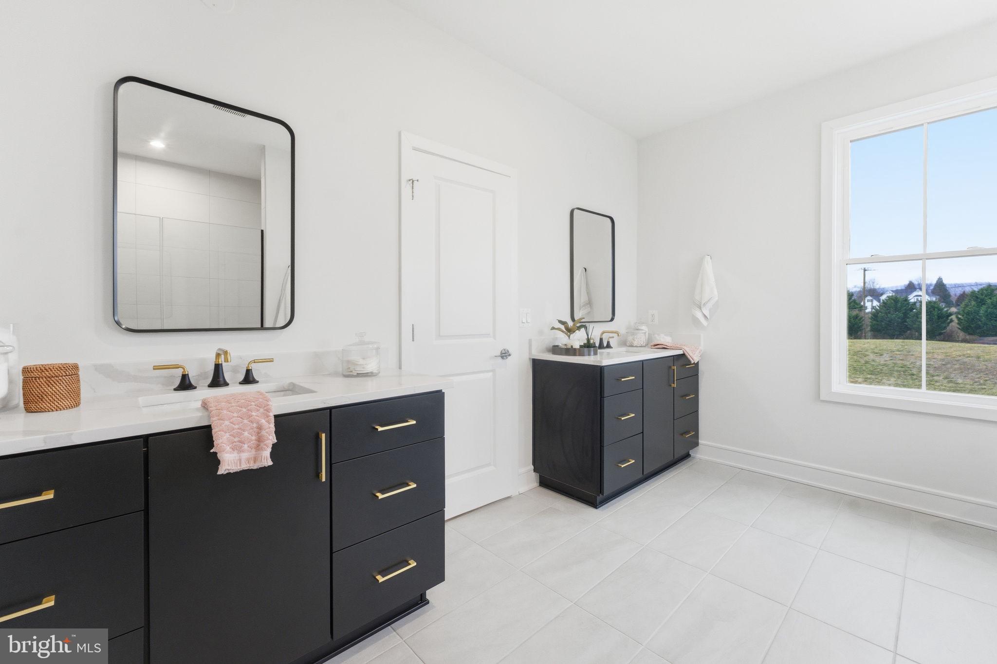 GLENMORE FARM - Residential