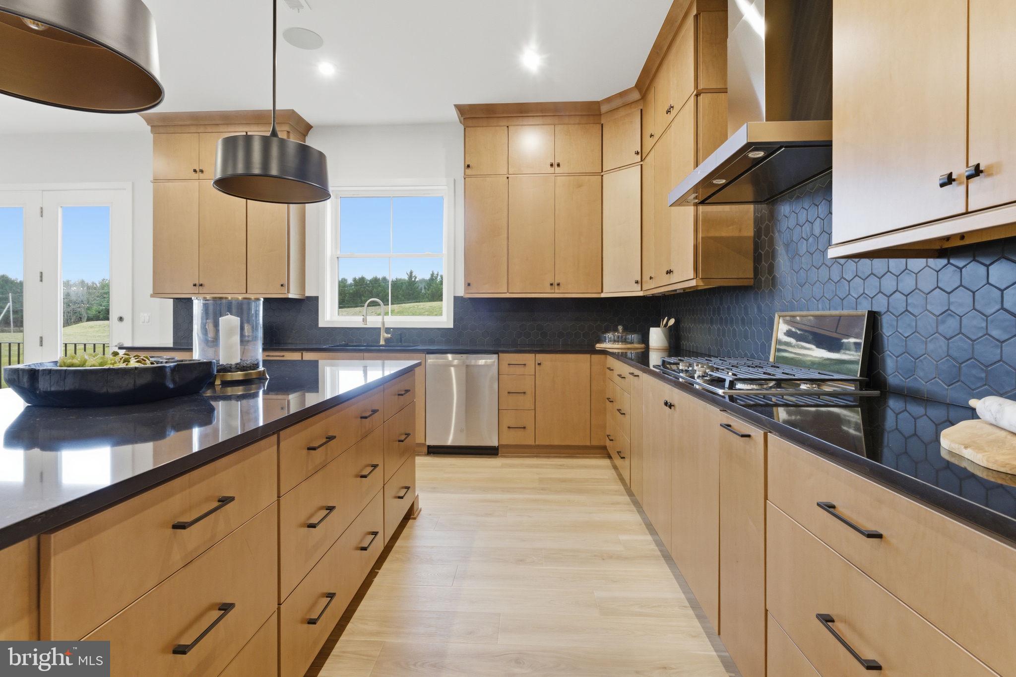 GLENMORE FARM - Residential