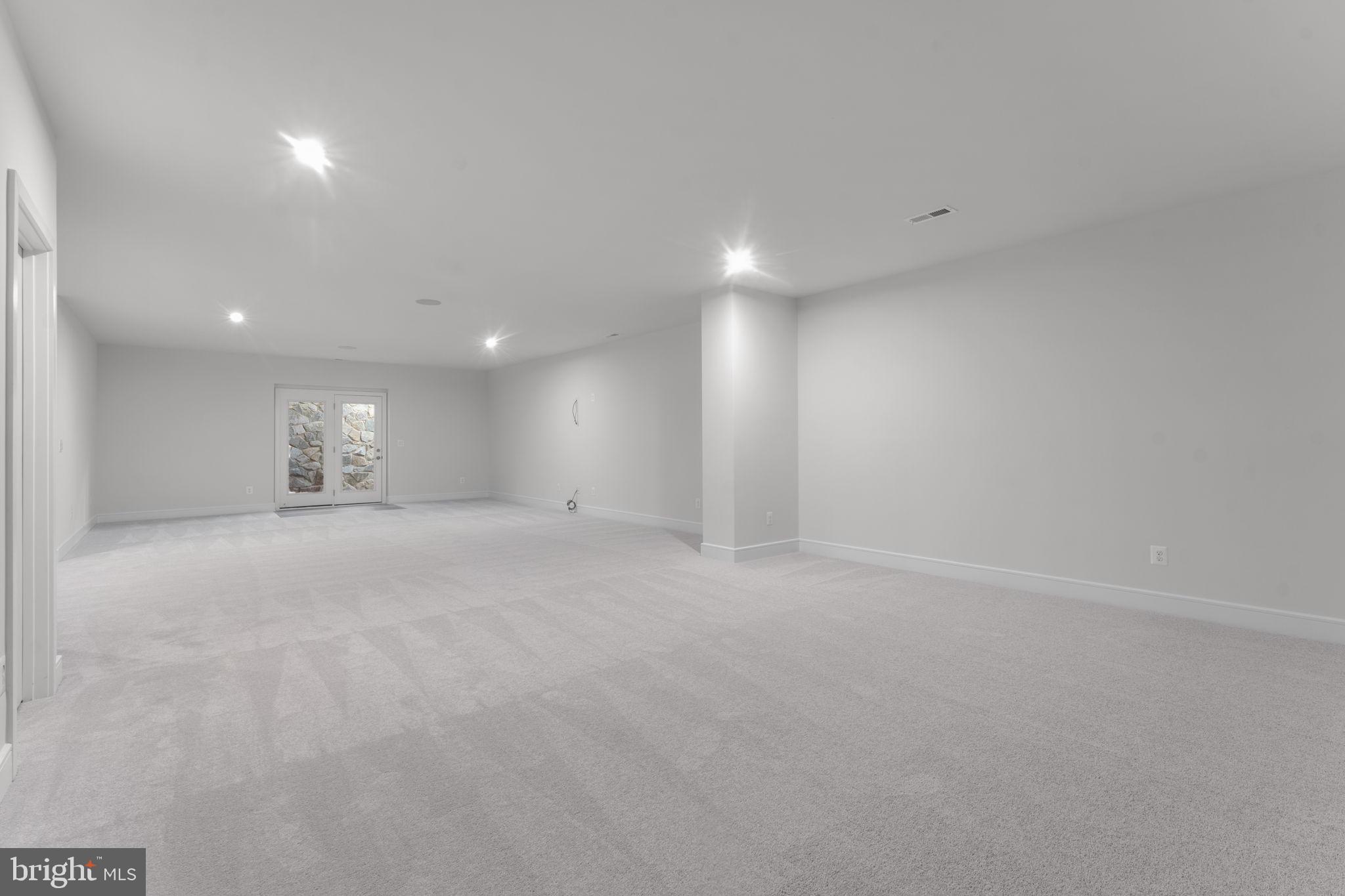 GLENMORE FARM - Residential