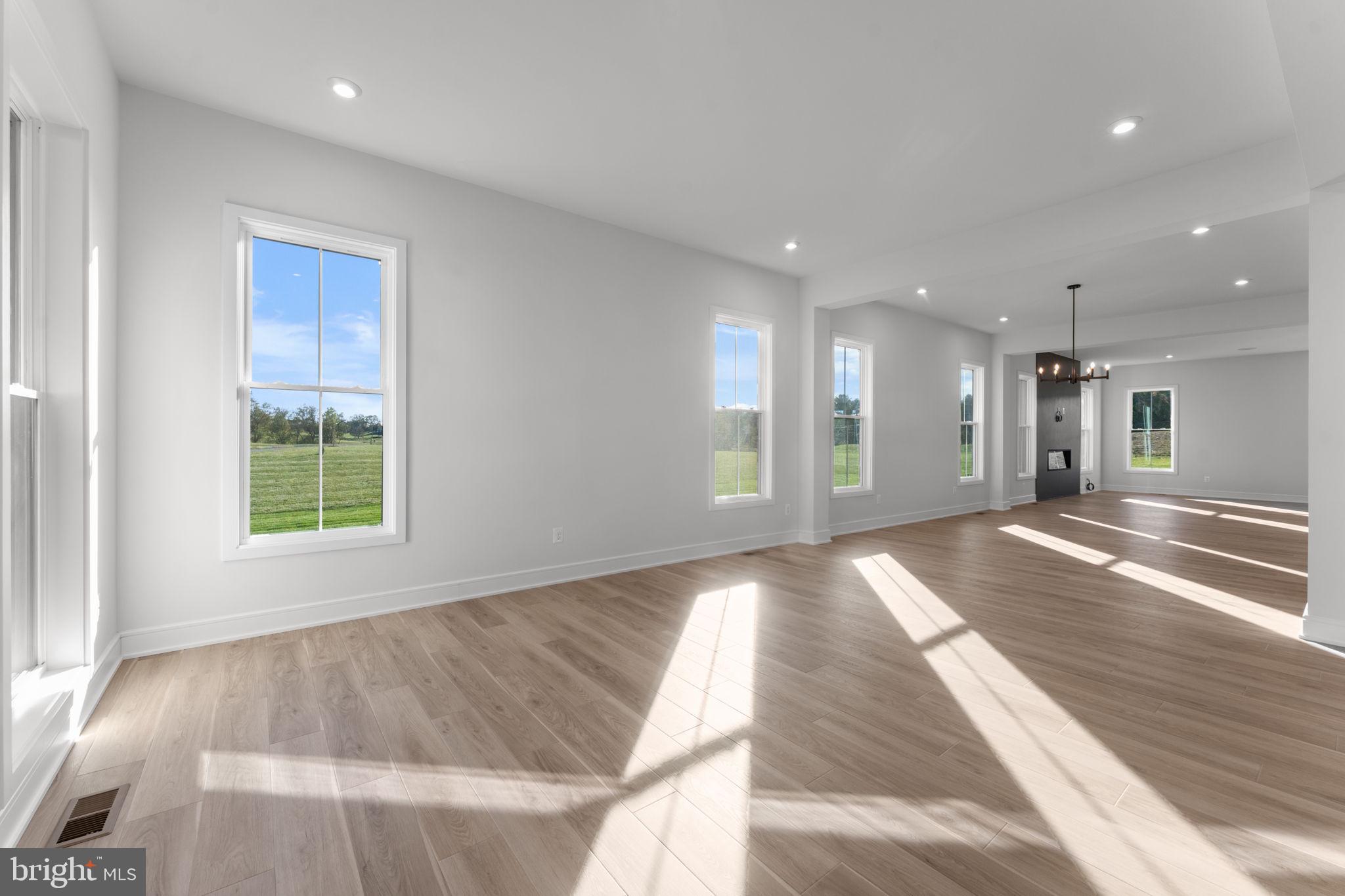 GLENMORE FARM - Residential