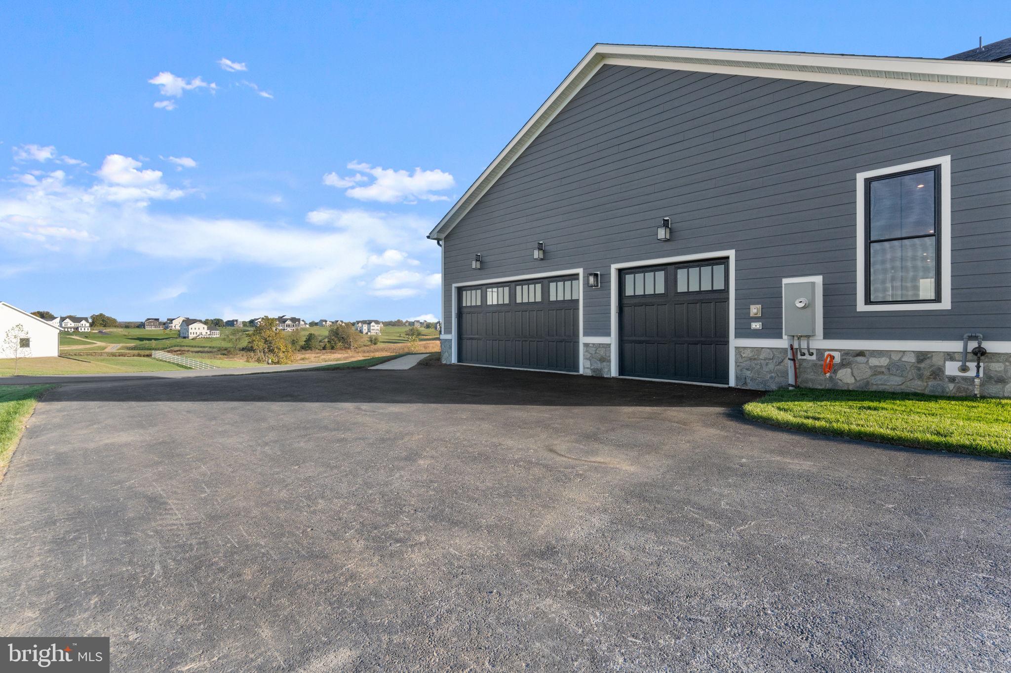 GLENMORE FARM - Residential