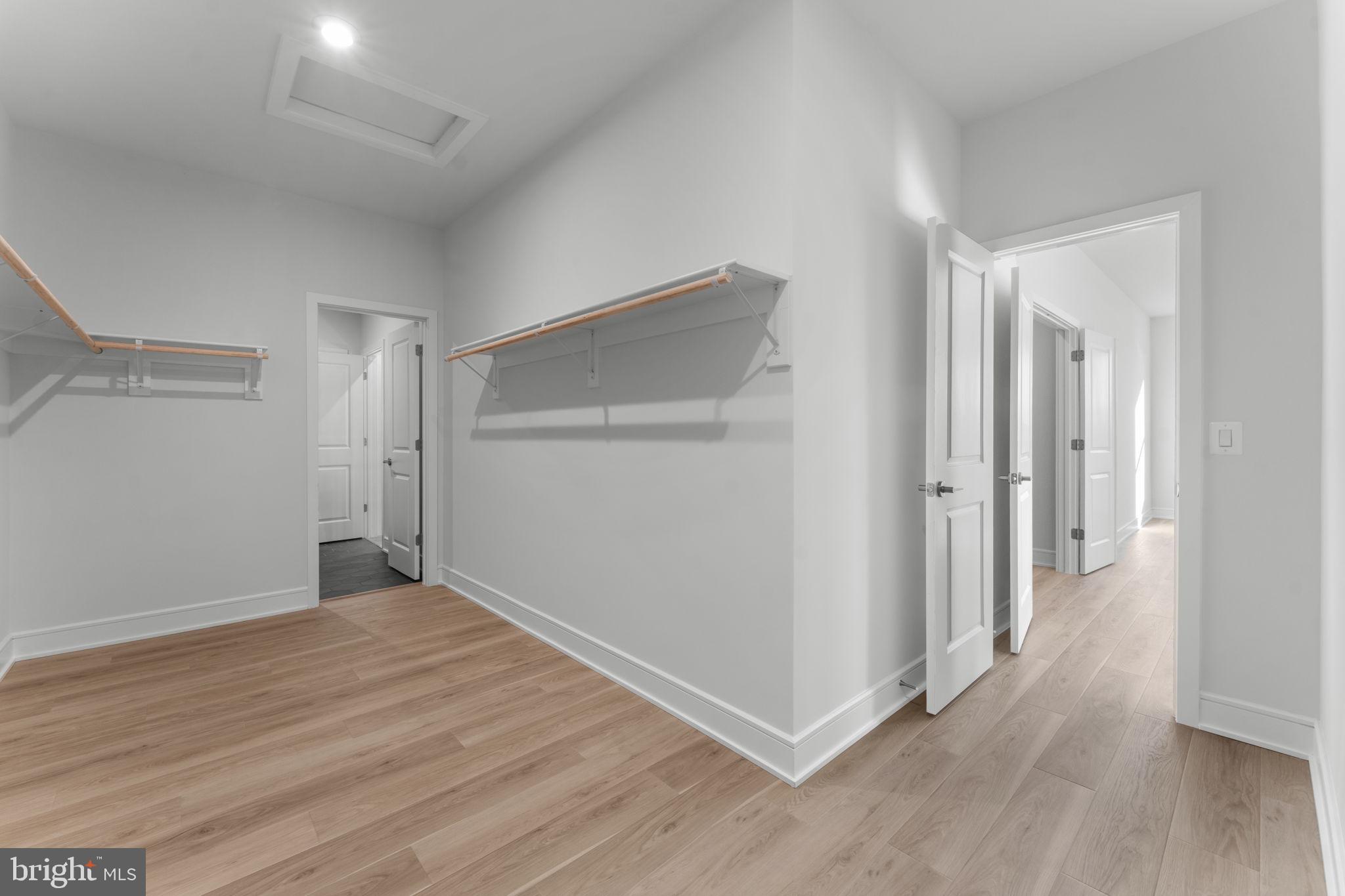 GLENMORE FARM - Residential