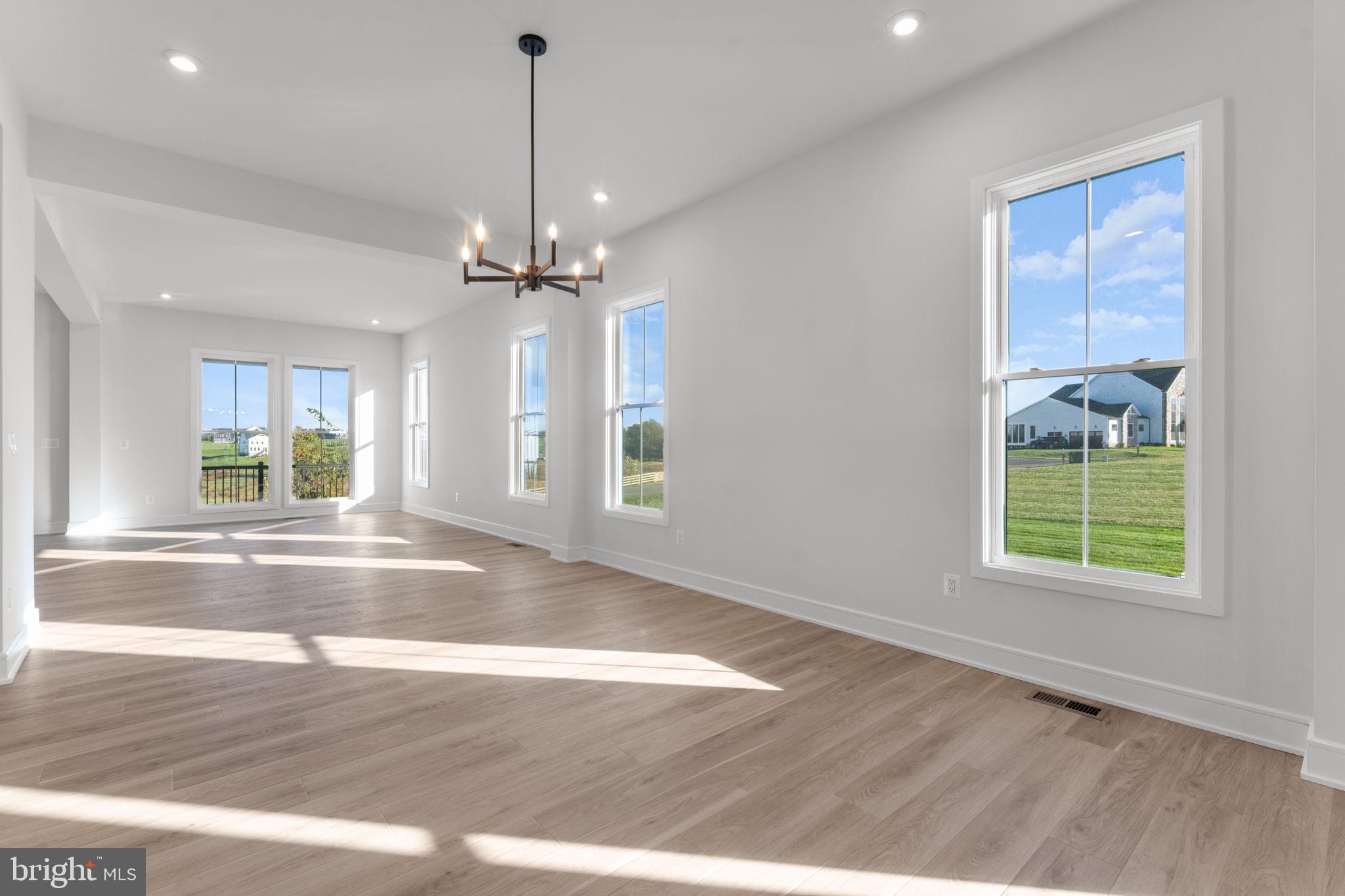 GLENMORE FARM - Residential