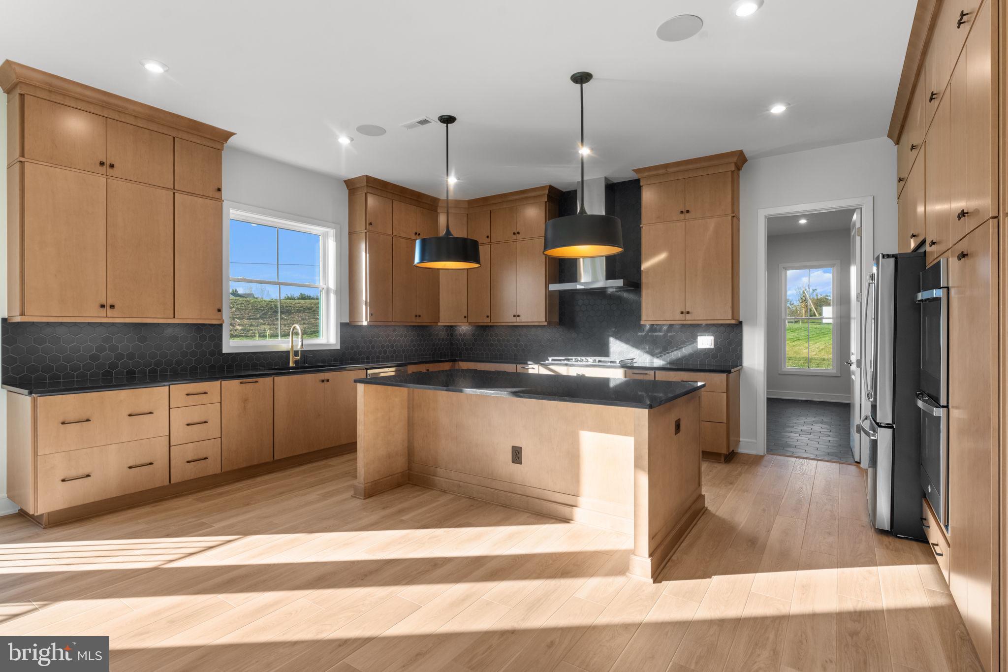 GLENMORE FARM - Residential