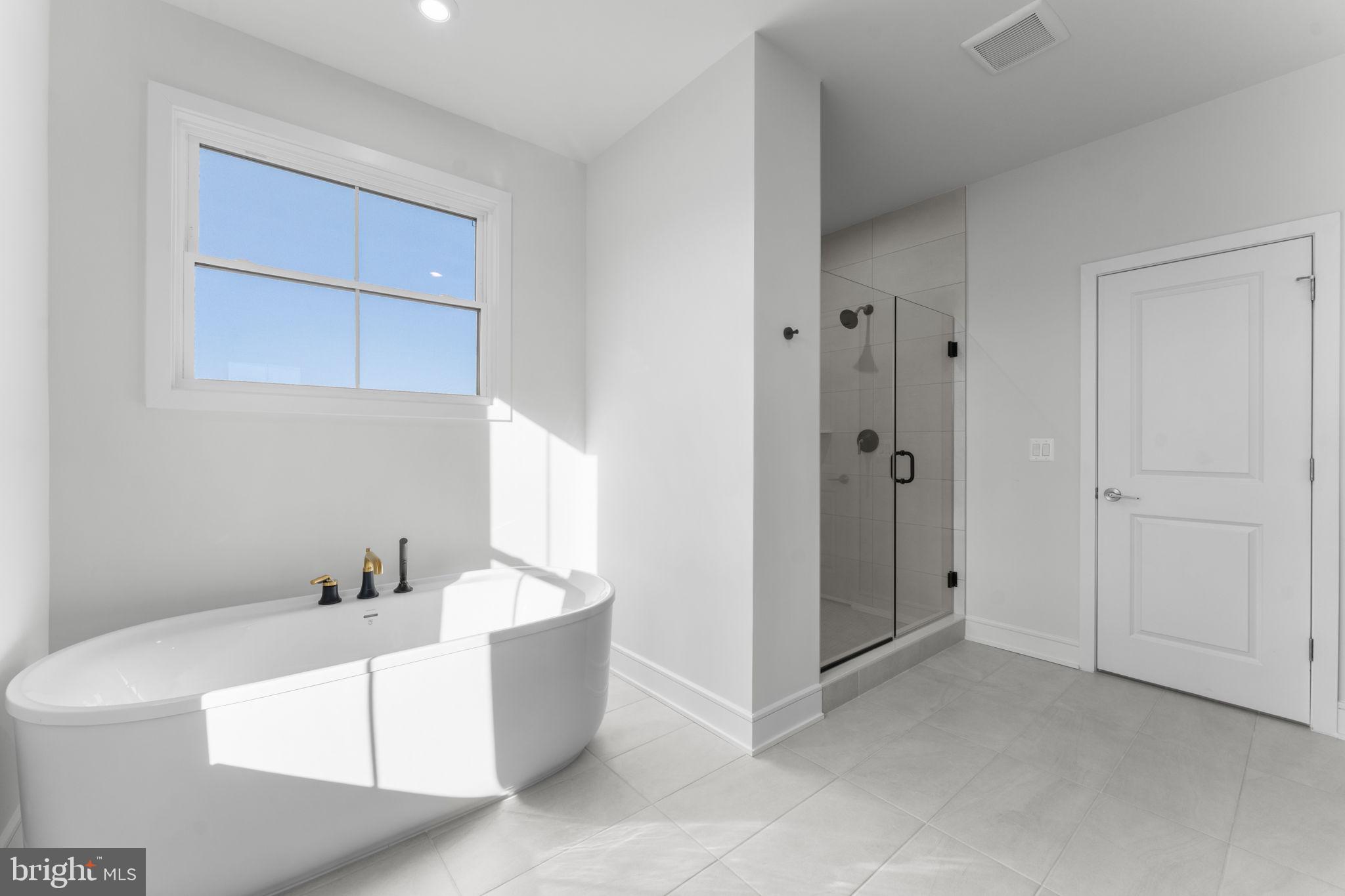 GLENMORE FARM - Residential