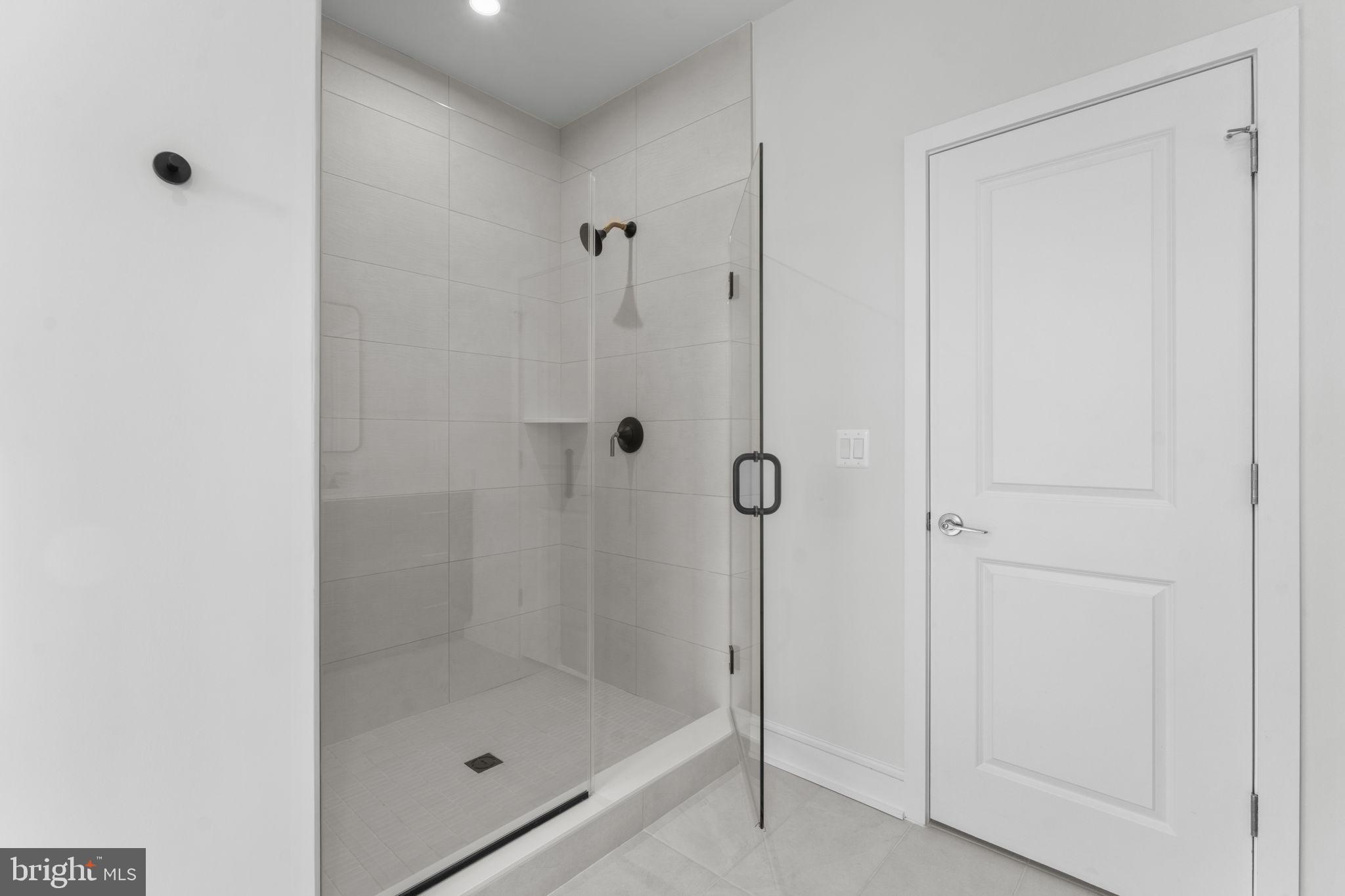 GLENMORE FARM - Residential