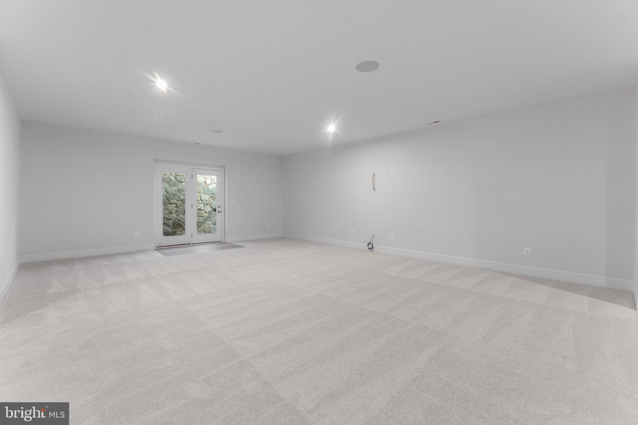 GLENMORE FARM - Residential