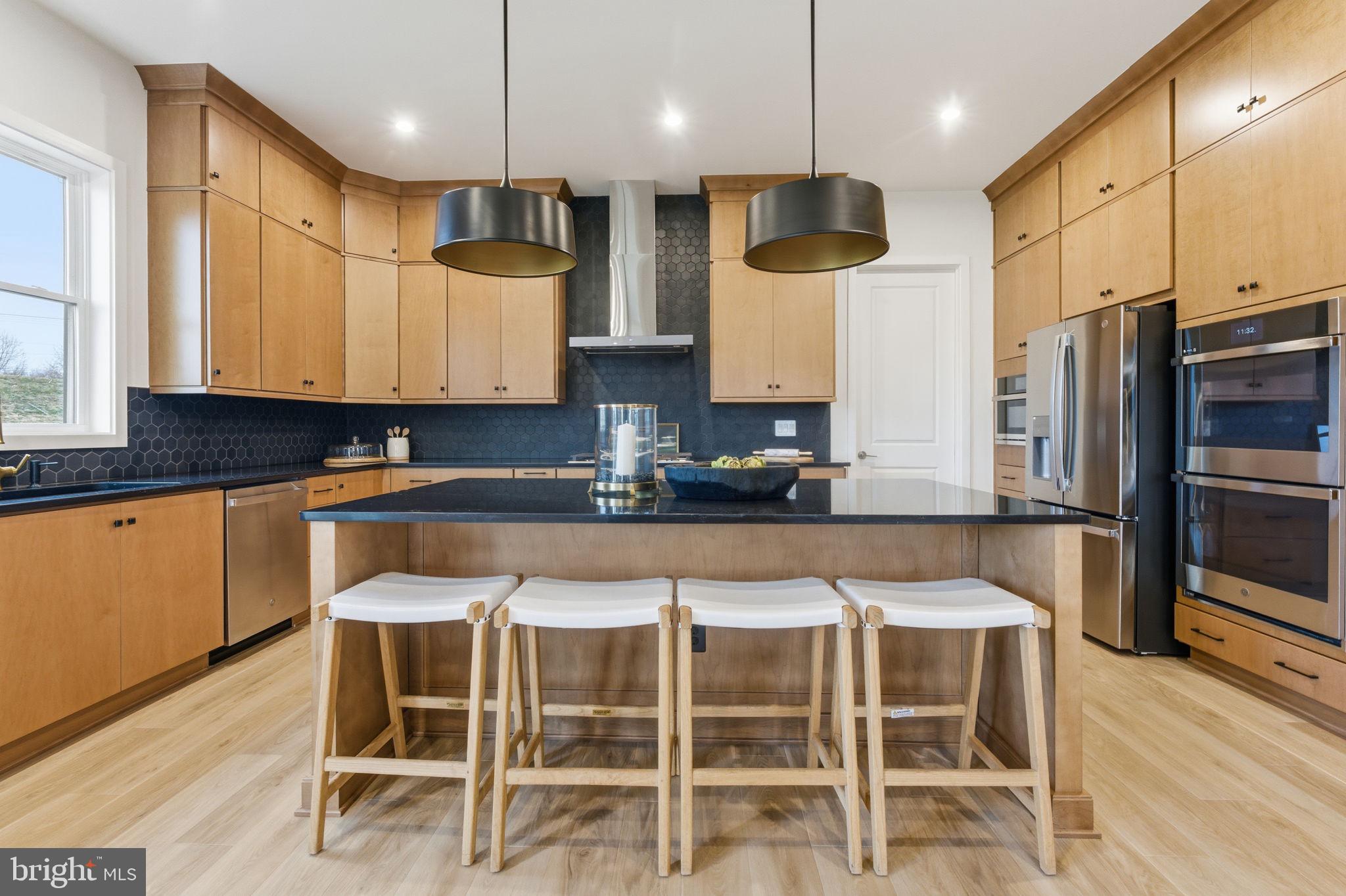 GLENMORE FARM - Residential