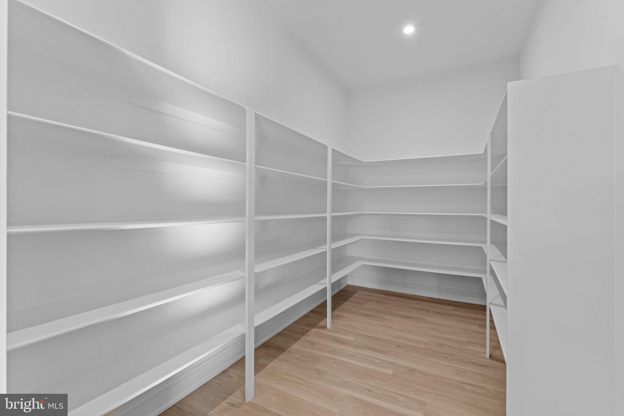 GLENMORE FARM - Residential