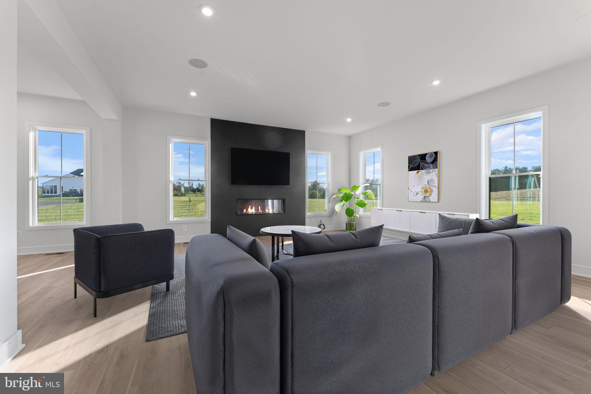 GLENMORE FARM - Residential