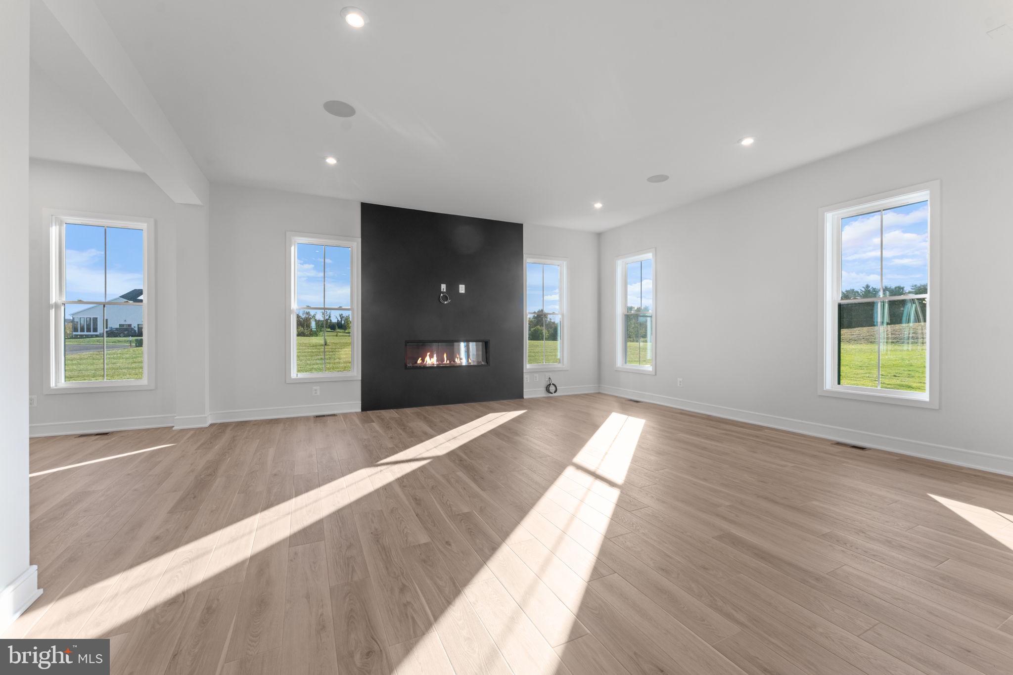 GLENMORE FARM - Residential