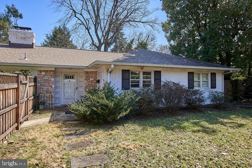 SEVEN OAKS - Residential