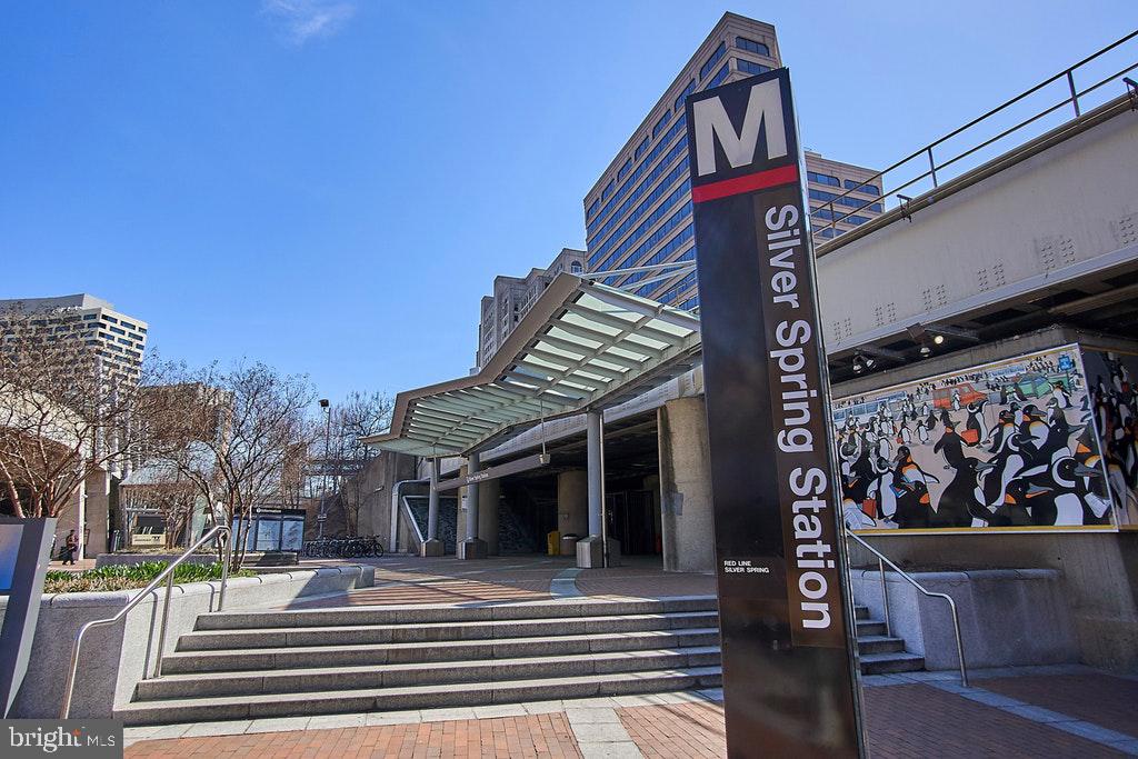 SEVEN OAKS - Residential