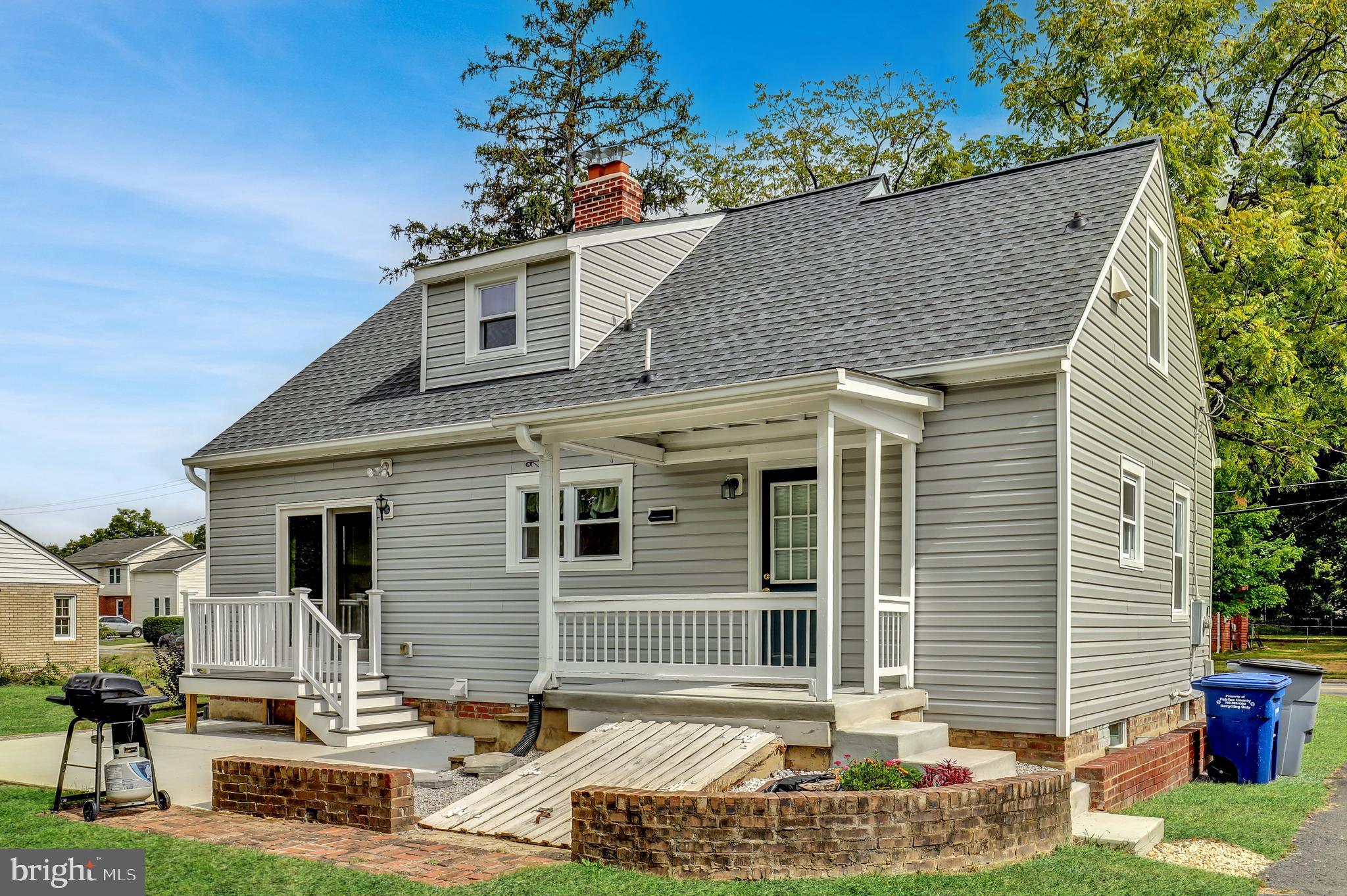 GROVETON HEIGHTS - Residential