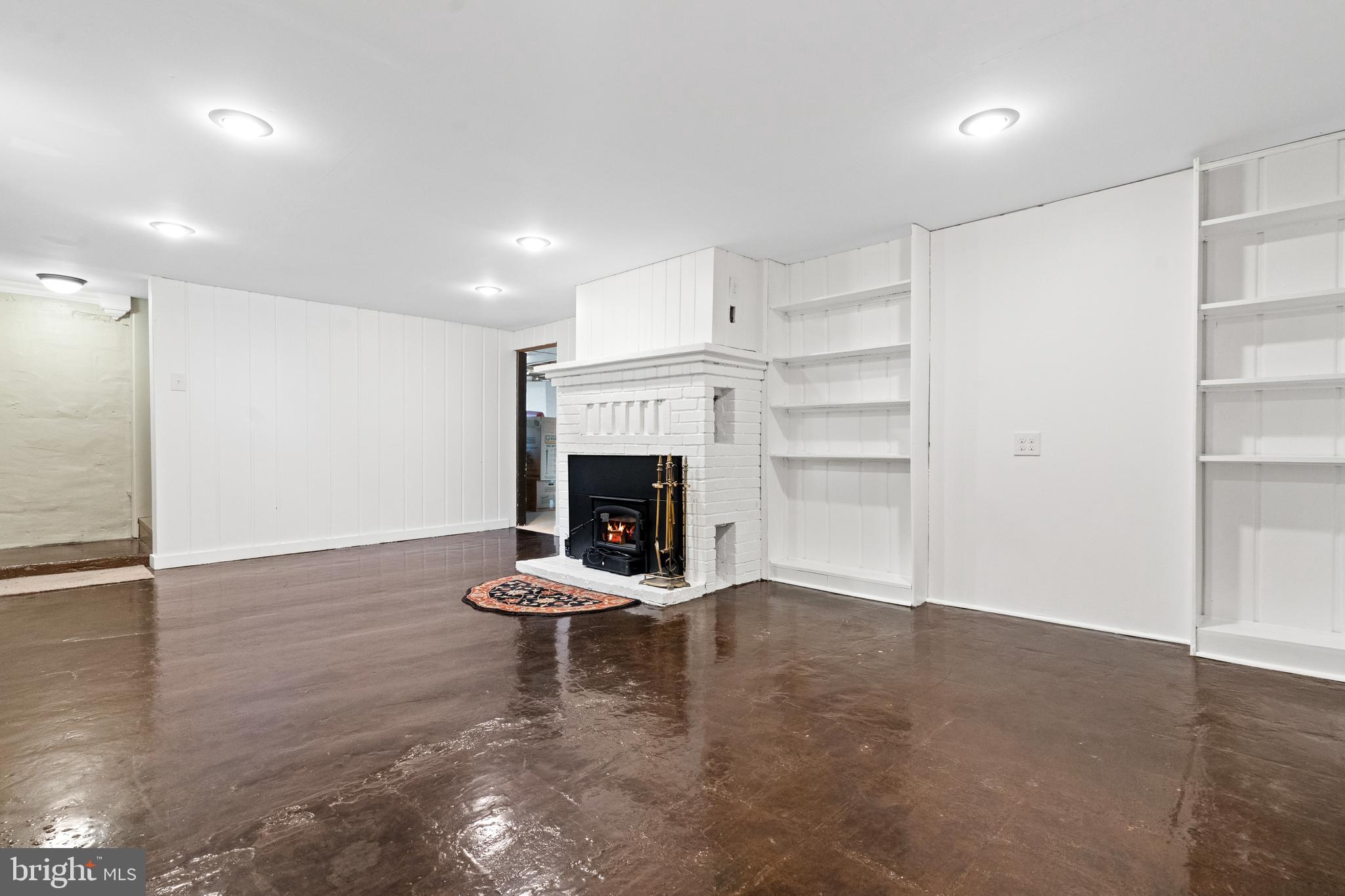 GROVETON HEIGHTS - Residential