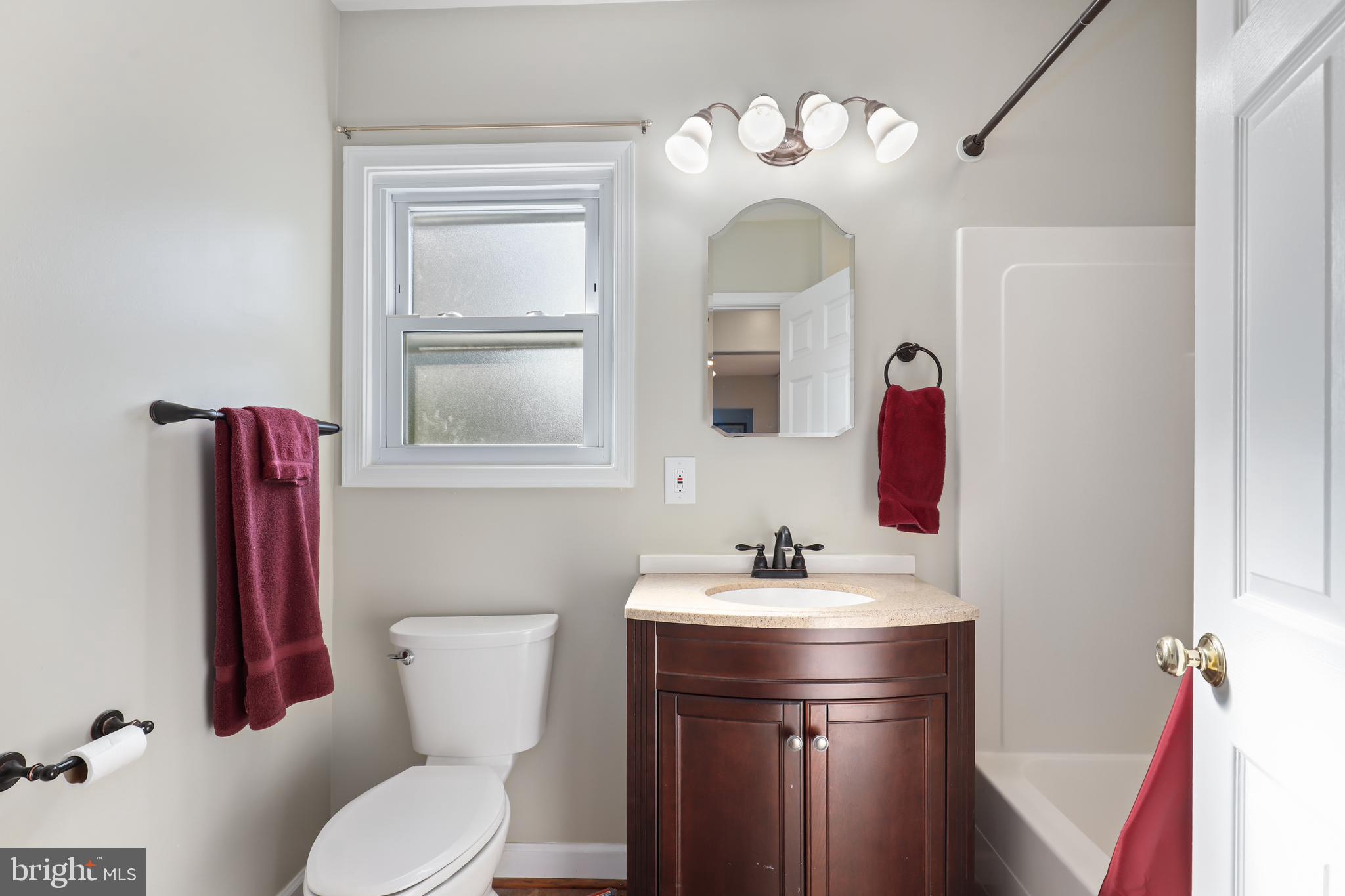 GROVETON HEIGHTS - Residential