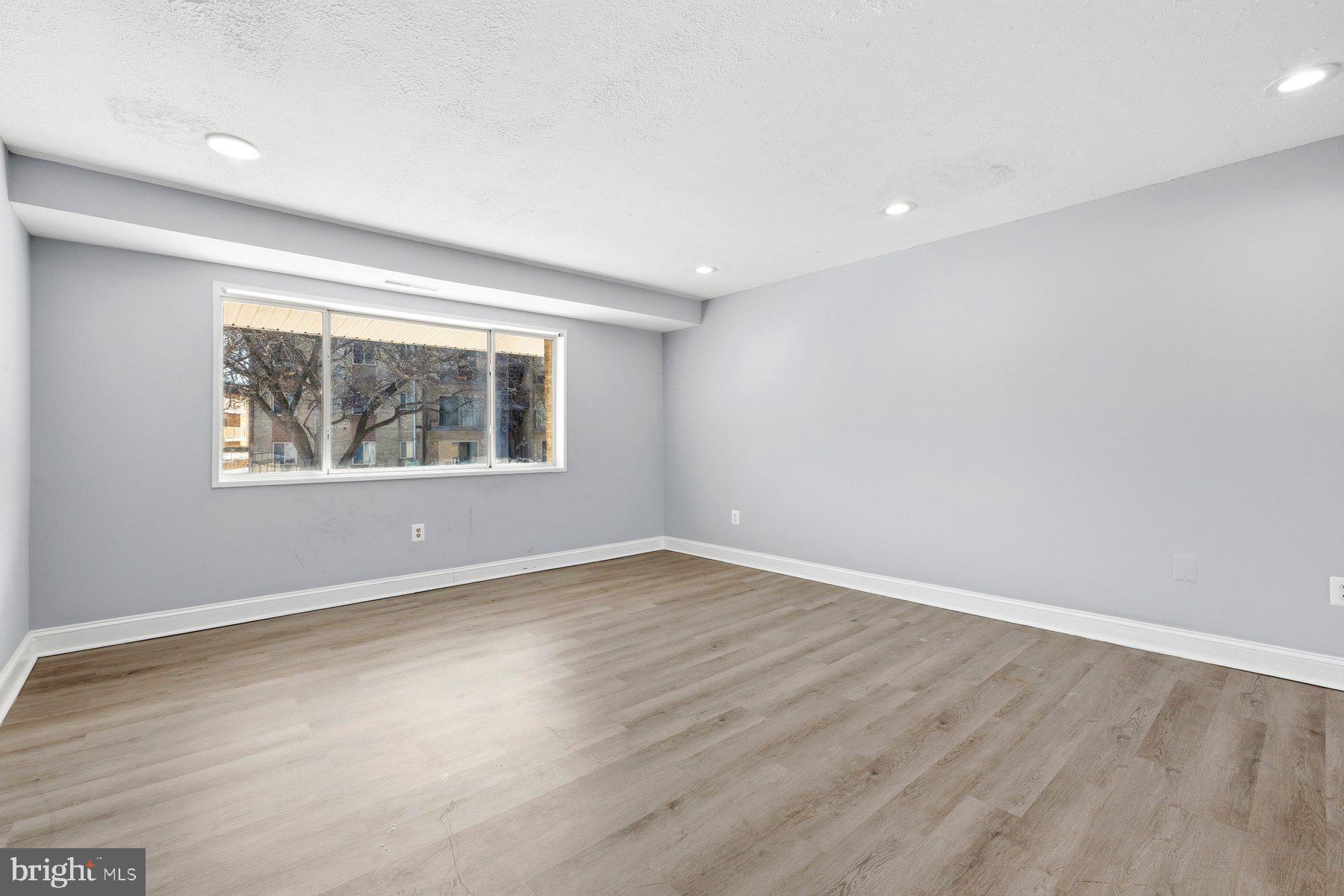 CARROLLAN GARDENS - Residential