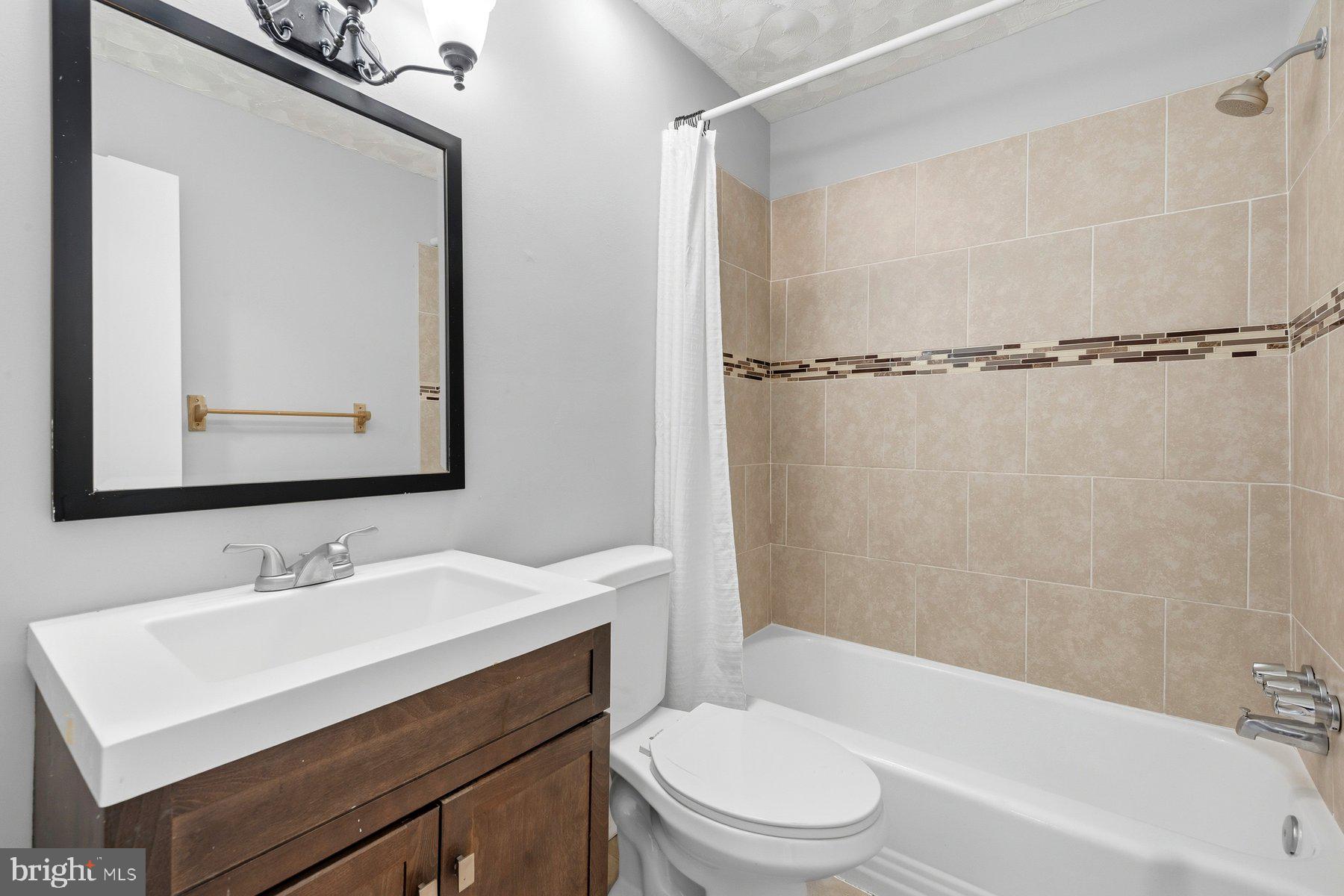 CARROLLAN GARDENS - Residential