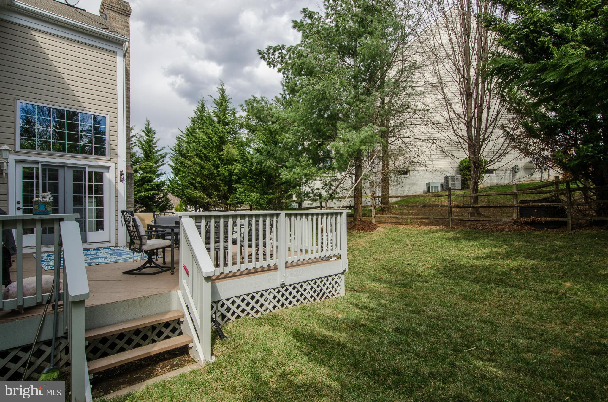 WILLOWS OF POTOMAC - Residential