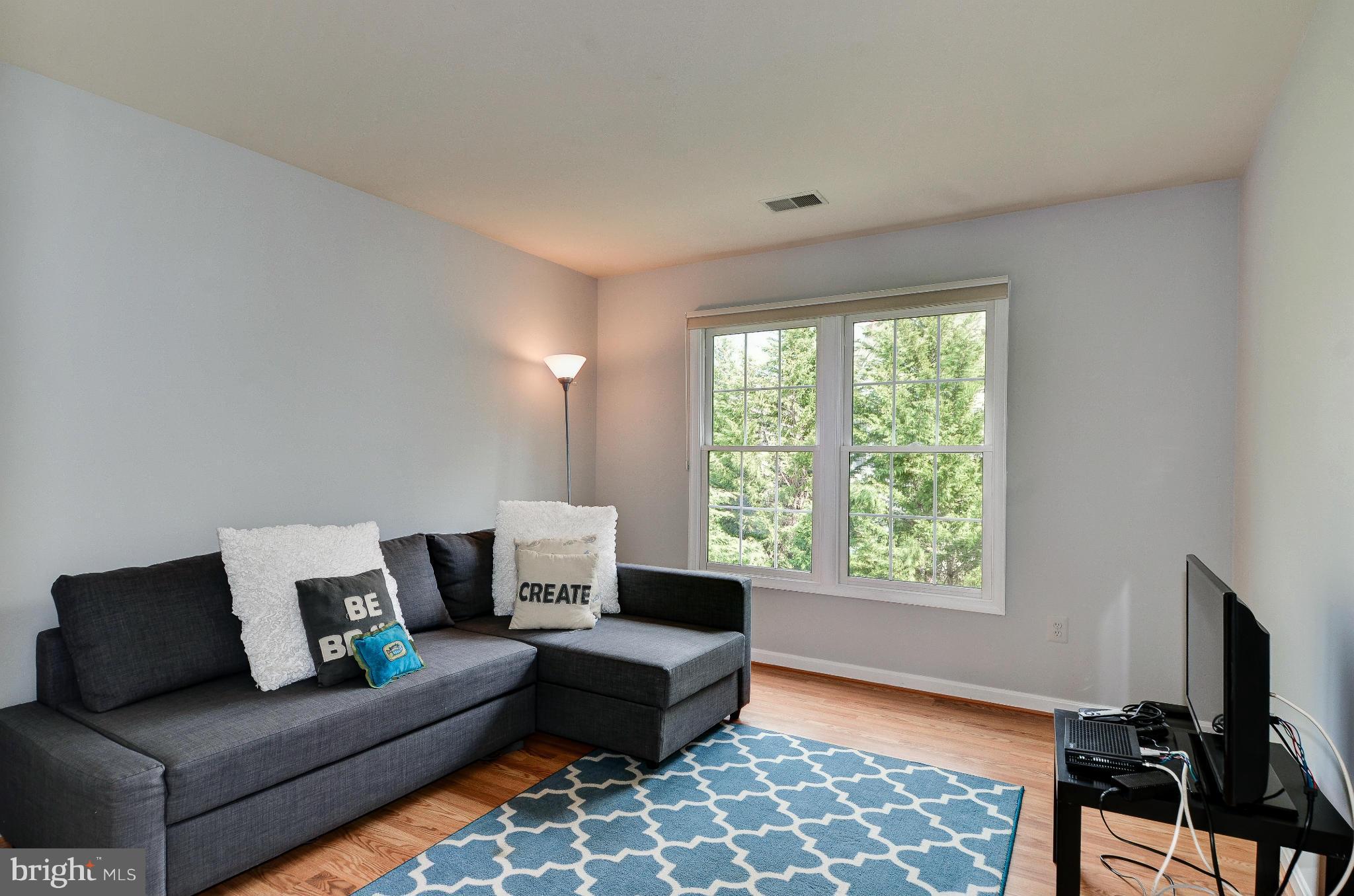 WILLOWS OF POTOMAC - Residential