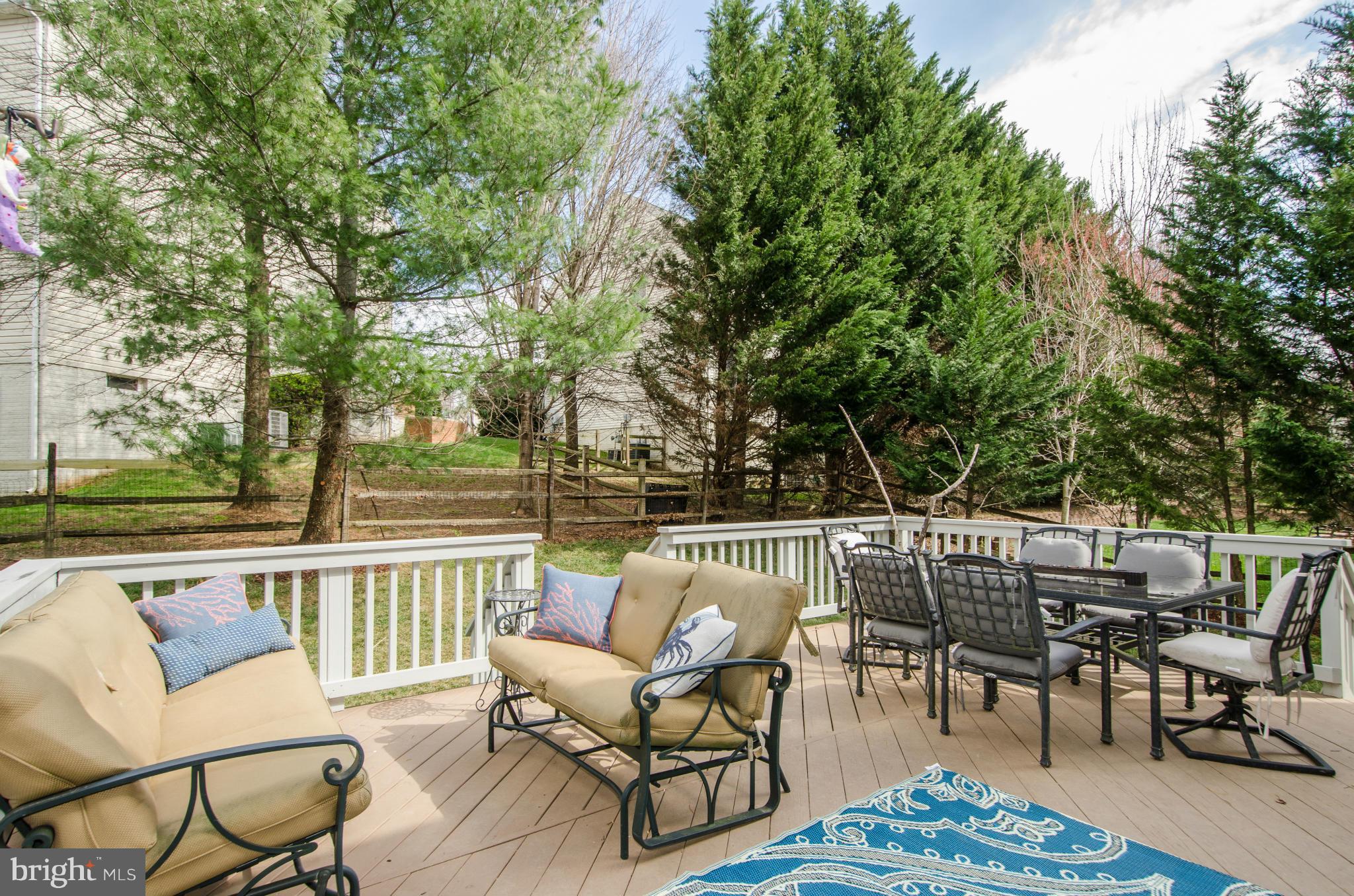 WILLOWS OF POTOMAC - Residential