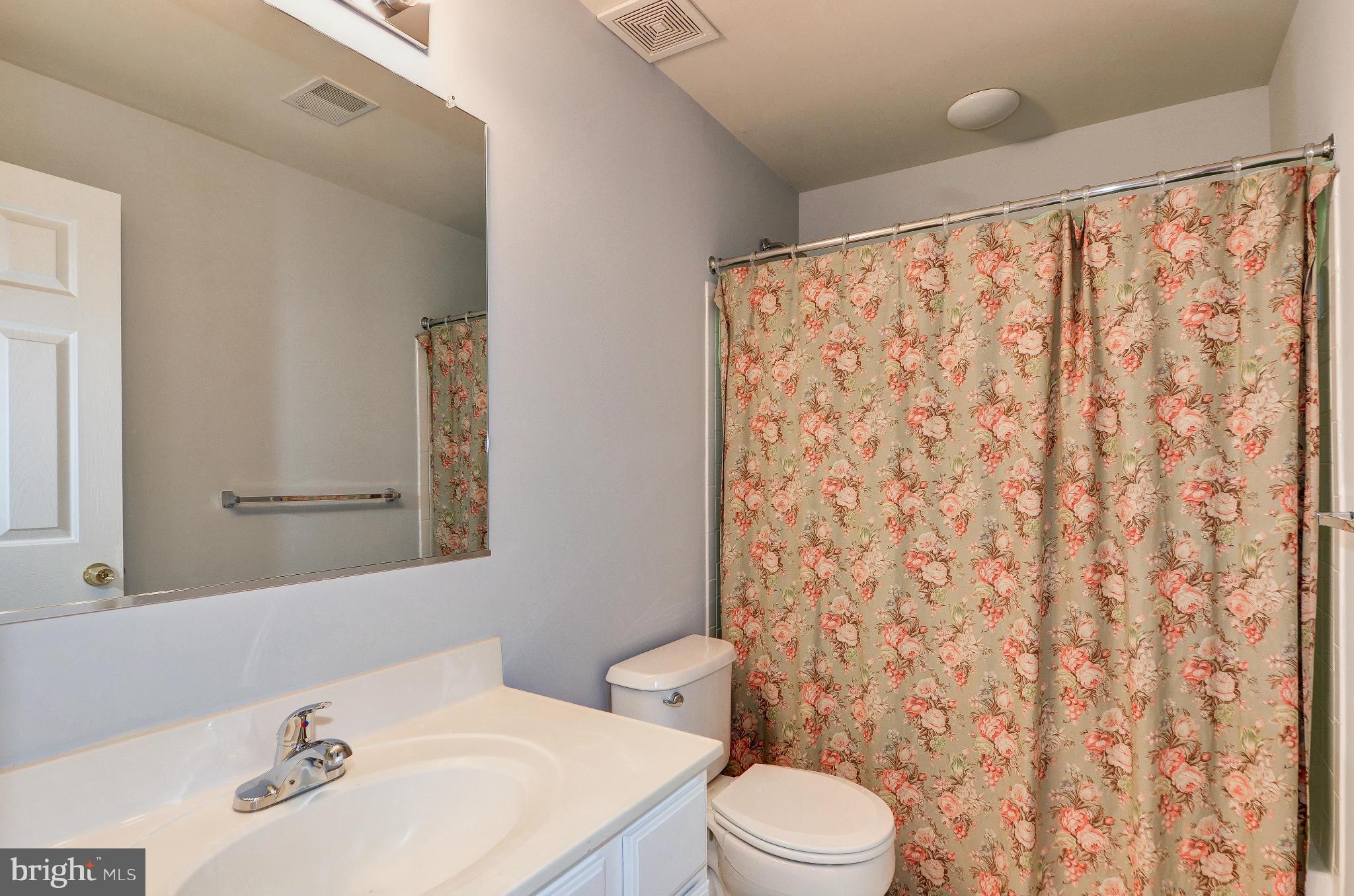 WILLOWS OF POTOMAC - Residential