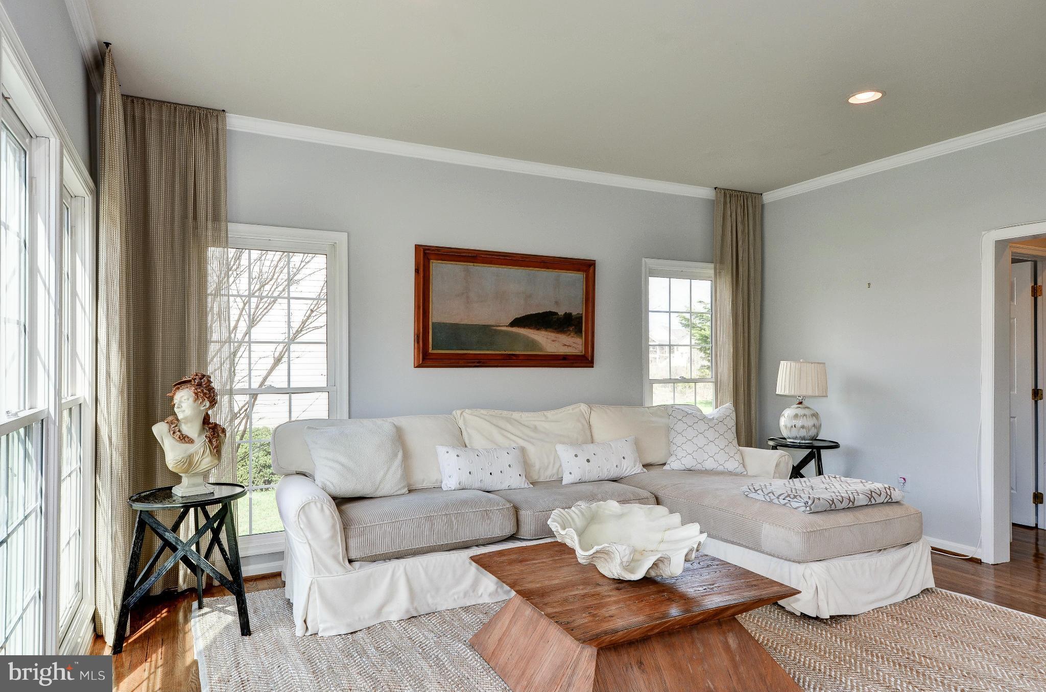 WILLOWS OF POTOMAC - Residential