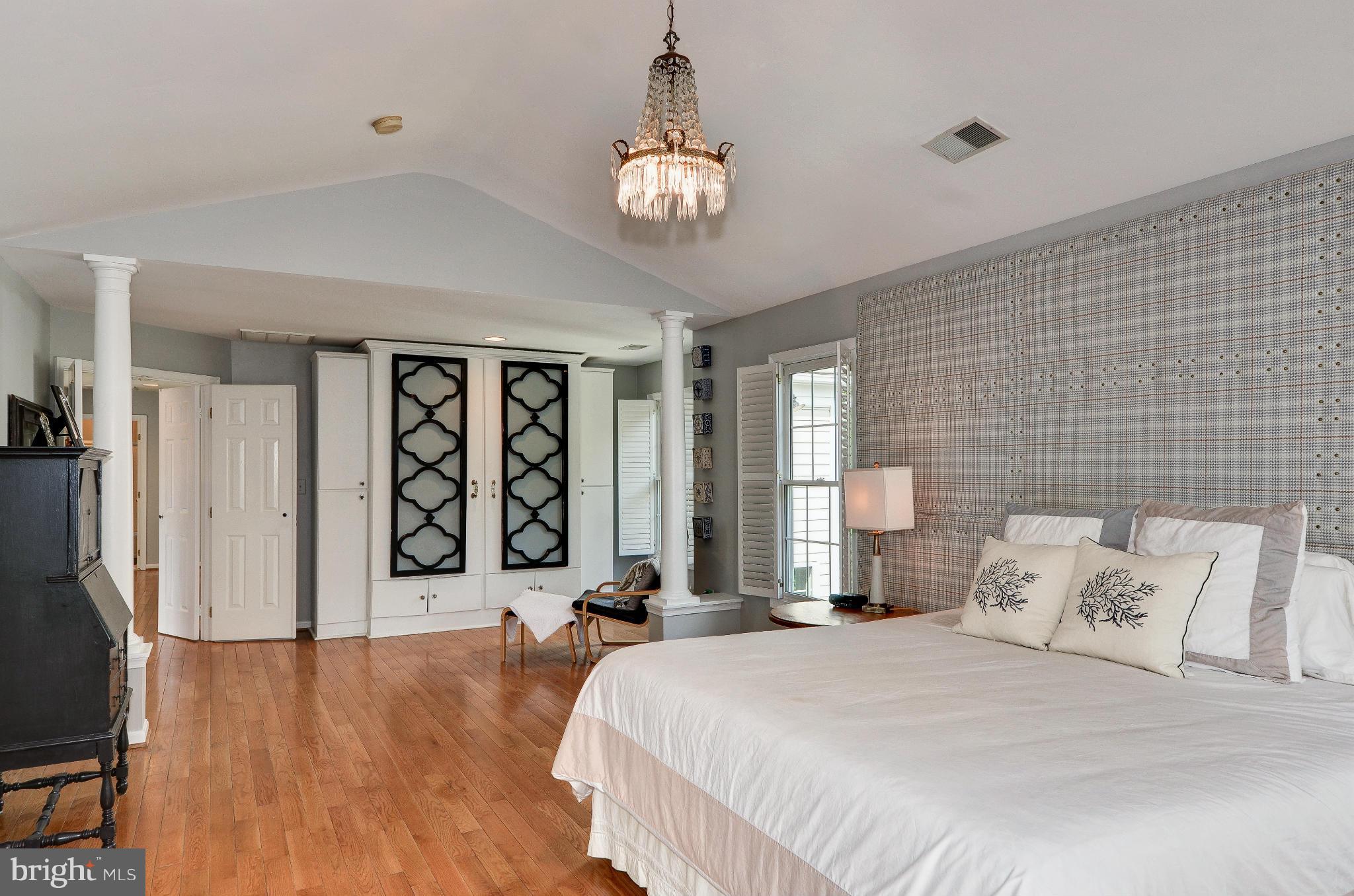 WILLOWS OF POTOMAC - Residential