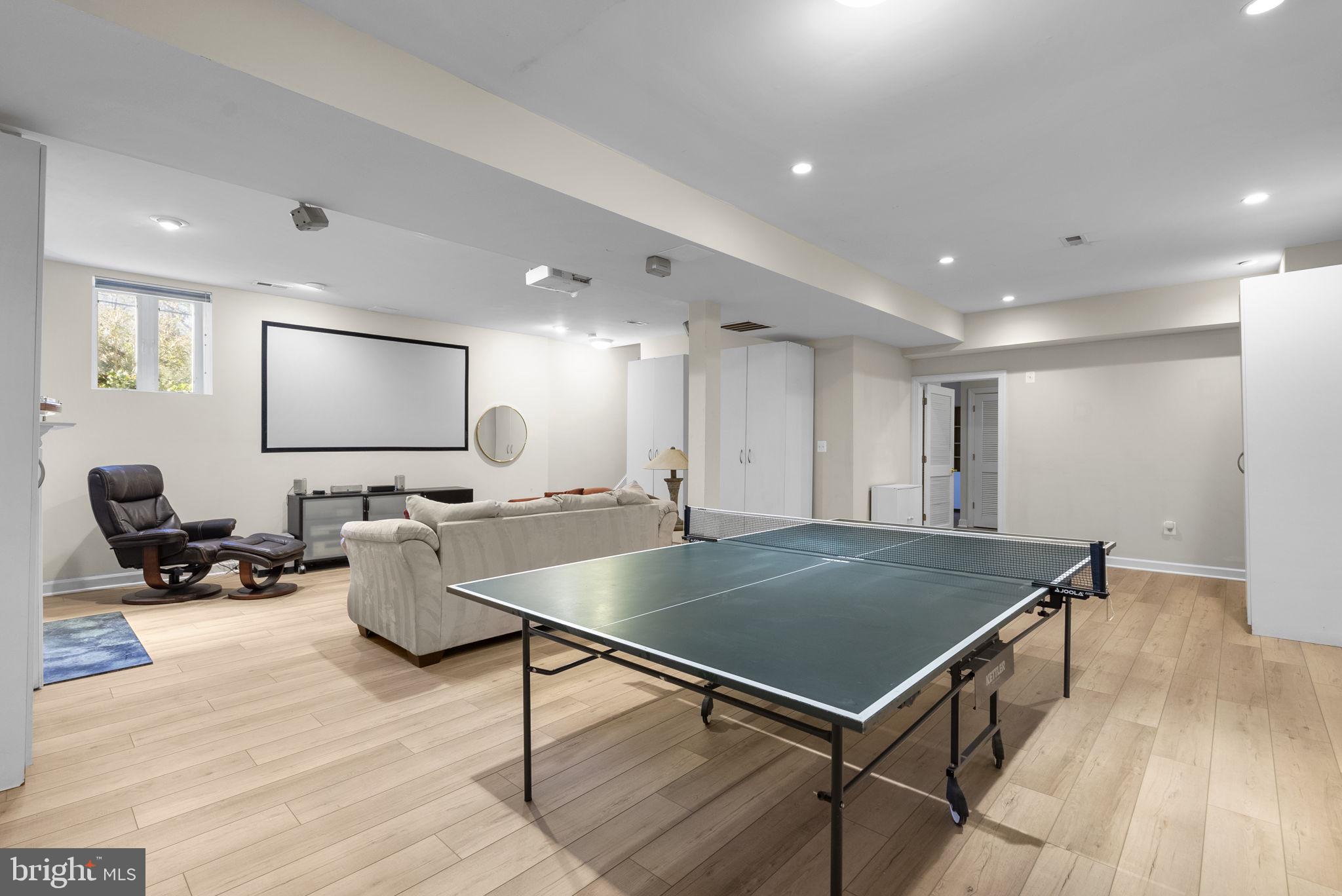 SHORE ACRES - Residential