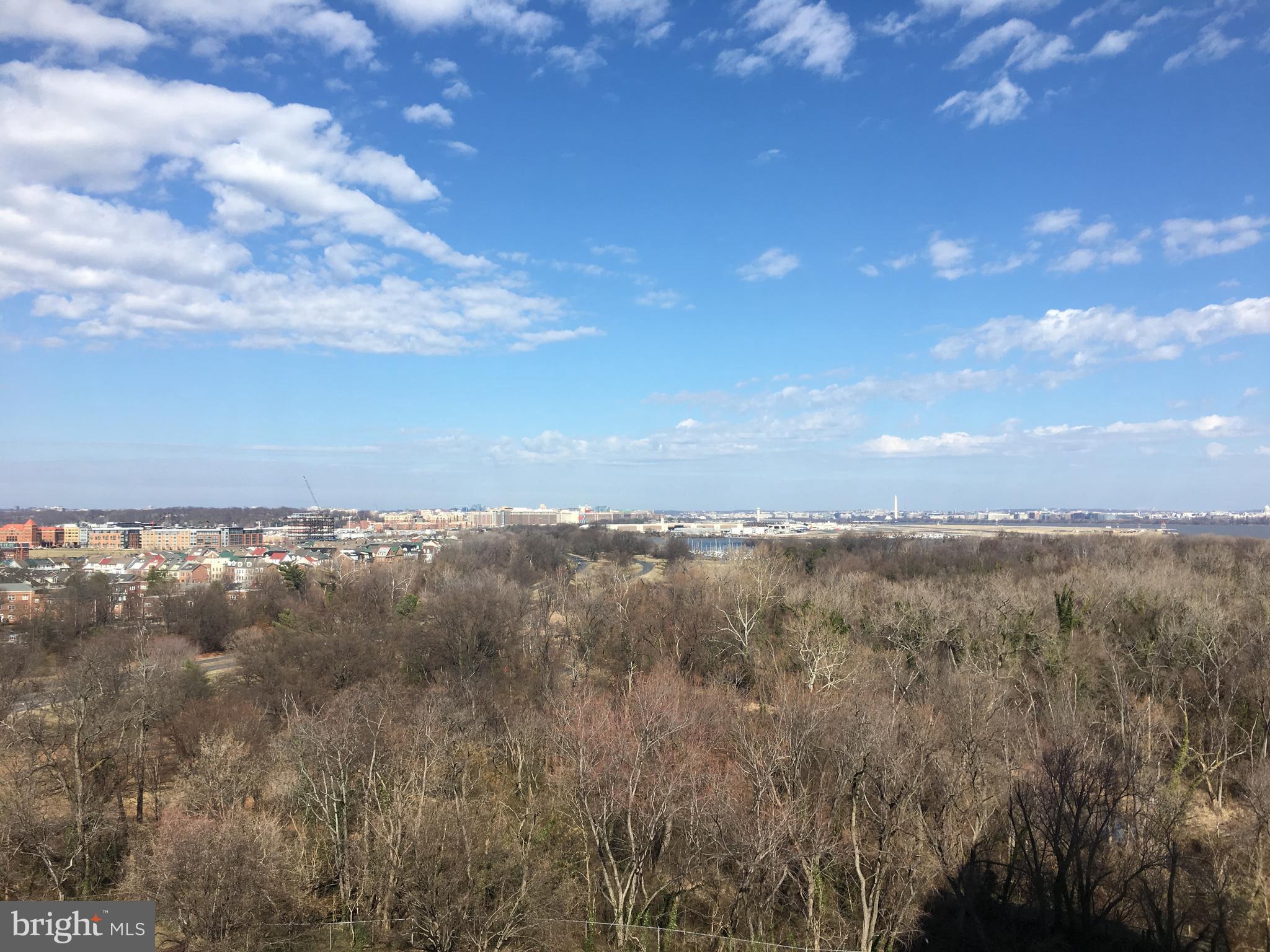 MARINA TOWERS - Residential