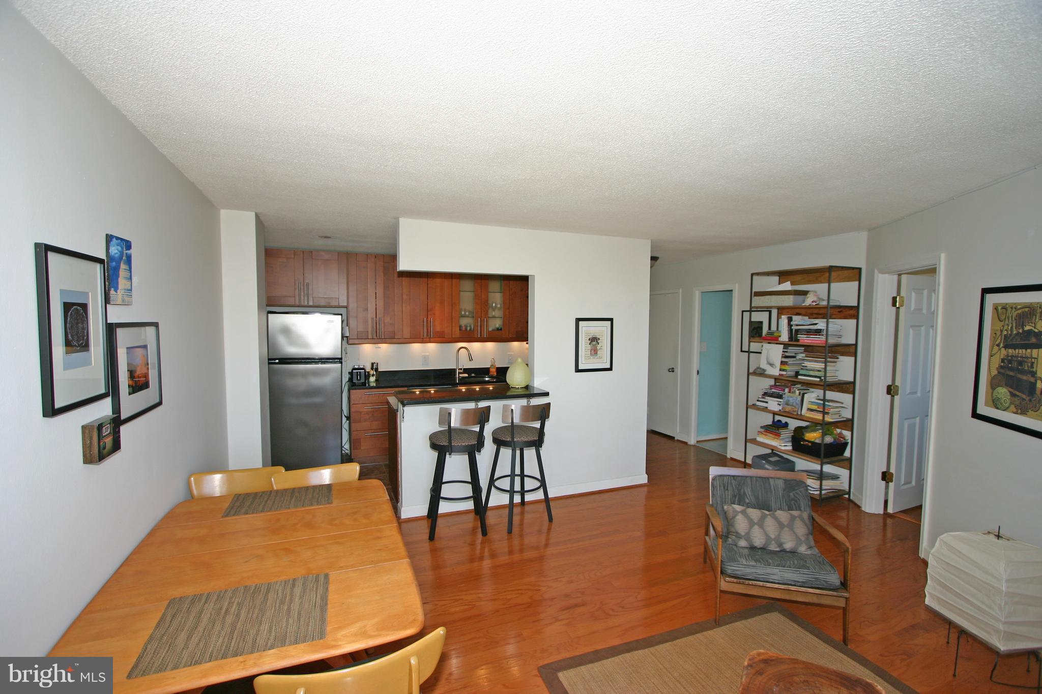 MARINA TOWERS - Residential