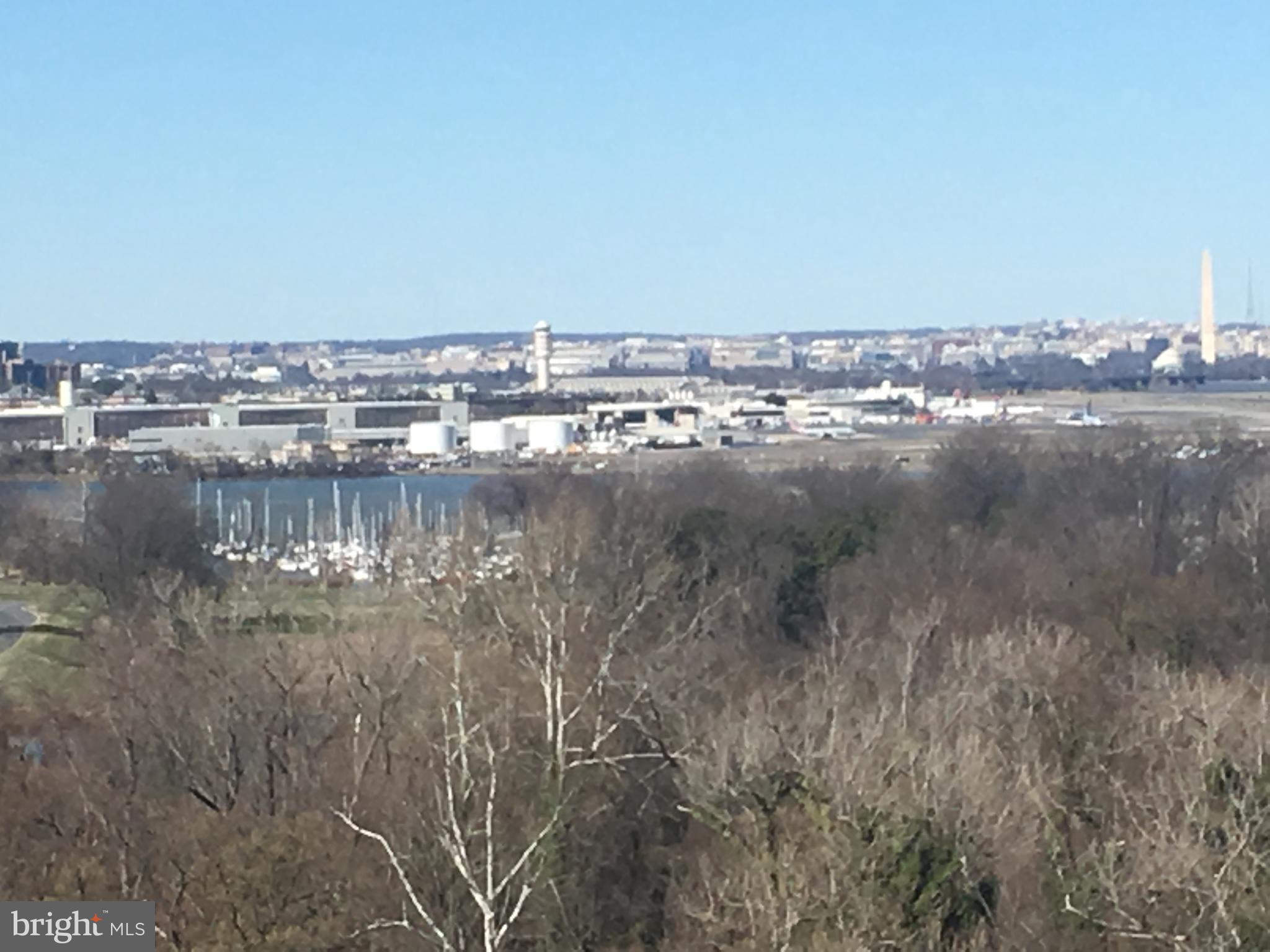 MARINA TOWERS - Residential