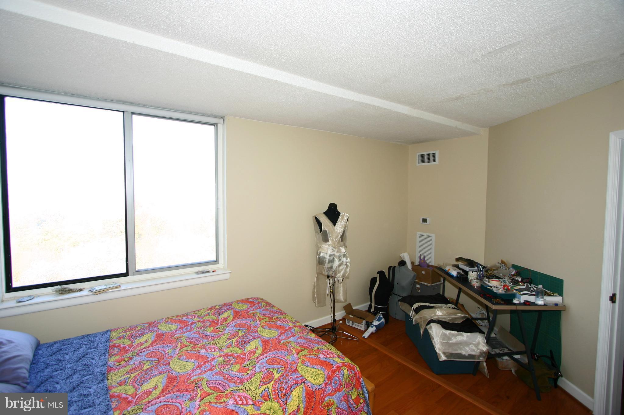 MARINA TOWERS - Residential