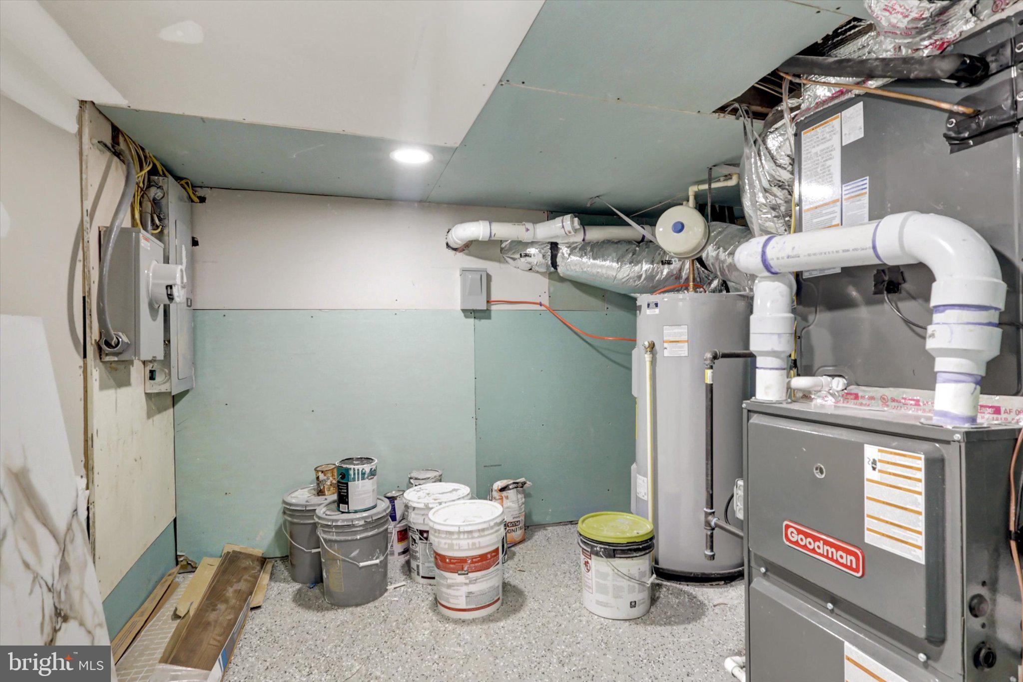 EDNOR GARDENS - LAKESIDE - Residential