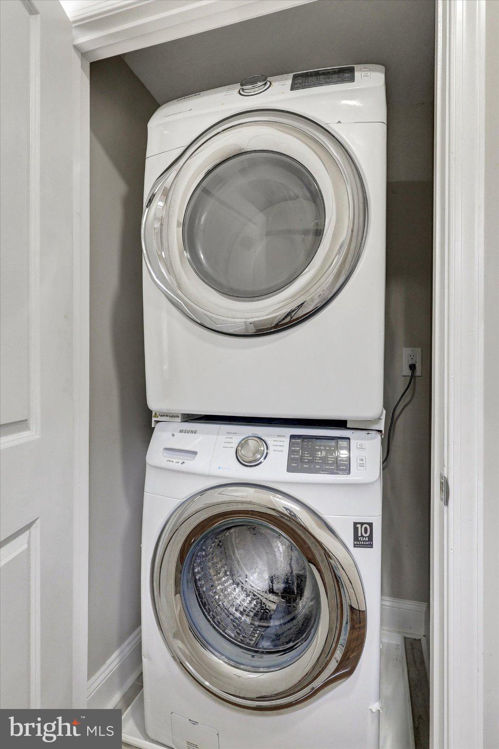 EDNOR GARDENS - LAKESIDE - Residential