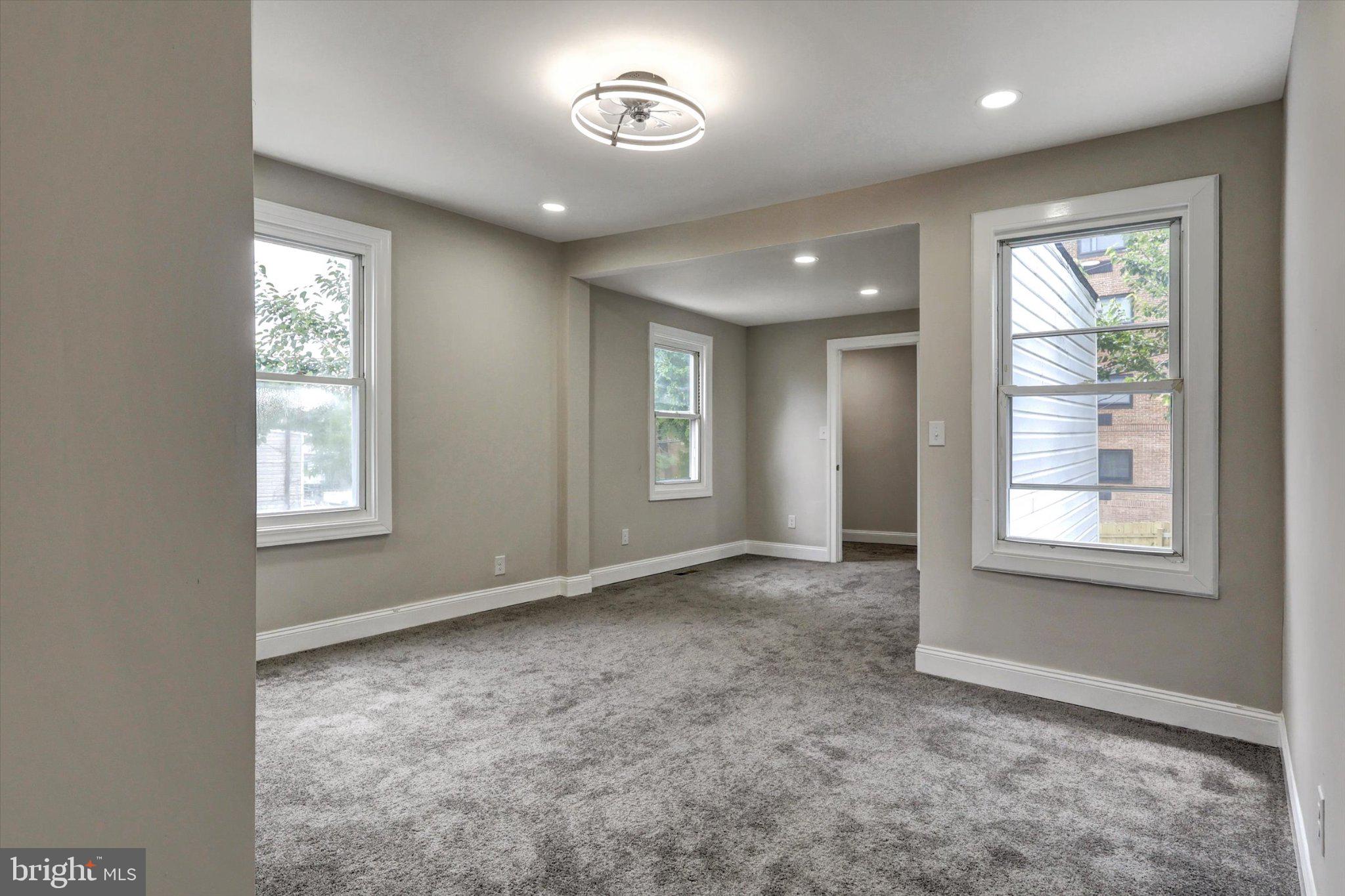 EDNOR GARDENS - LAKESIDE - Residential